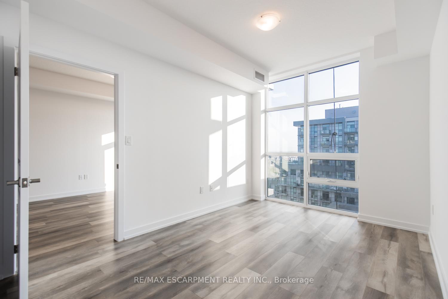 Photo 20 of Unit 1001, 470 Dundas Street E, Hamilton, Waterdown — HOMEH