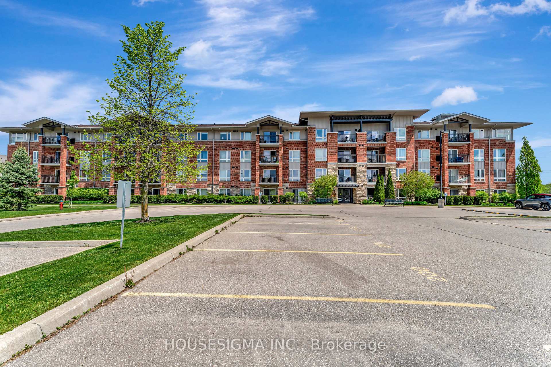 Photo 1 of Unit 108, 60 Lynnmore Street, Guelph, Pineridge/Westminster Woods — HOMEH