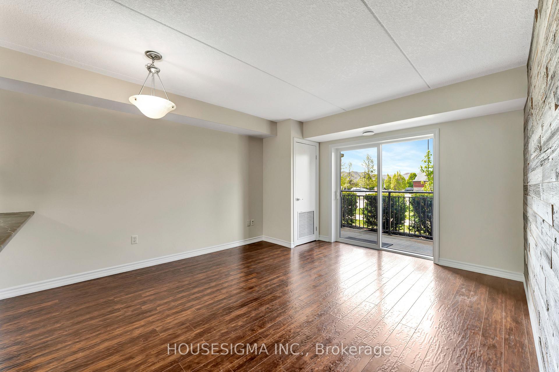 Photo 13 of Unit 108, 60 Lynnmore Street, Guelph, Pineridge/Westminster Woods — HOMEH