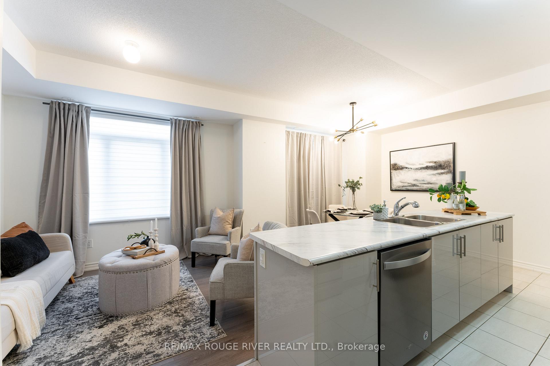 Photo 6 of 2564 Ladyfern Crossing, Pickering, Duffin Heights — HOMEH