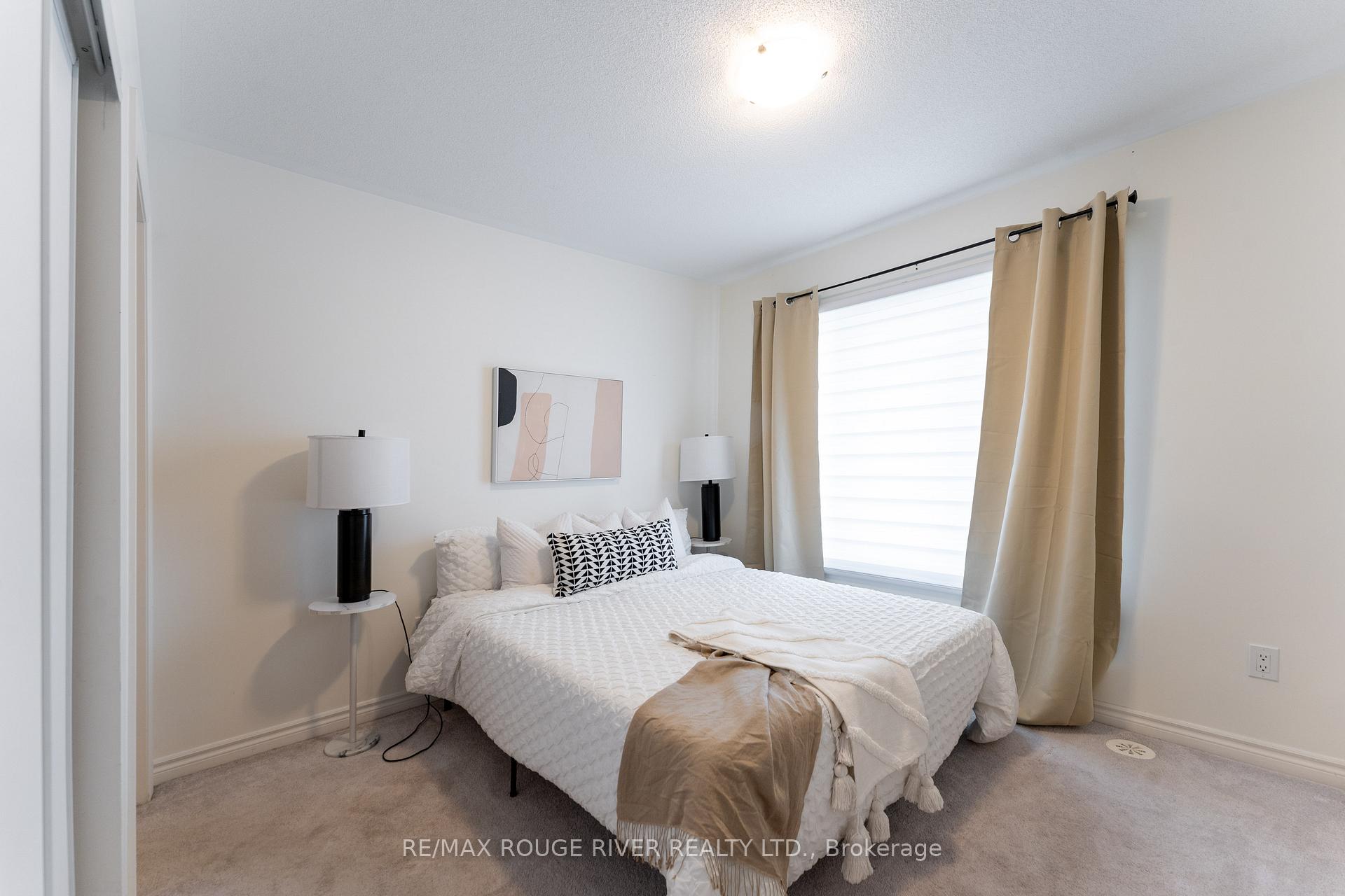 Photo 19 of 2564 Ladyfern Crossing, Pickering, Duffin Heights — HOMEH