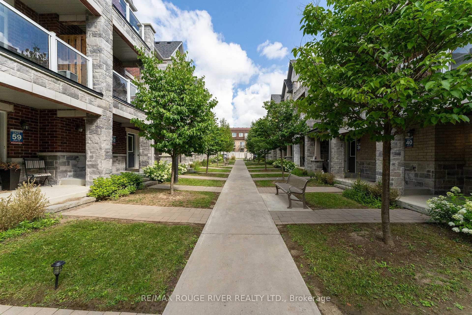 Photo 26 of 2564 Ladyfern Crossing, Pickering, Duffin Heights — HOMEH