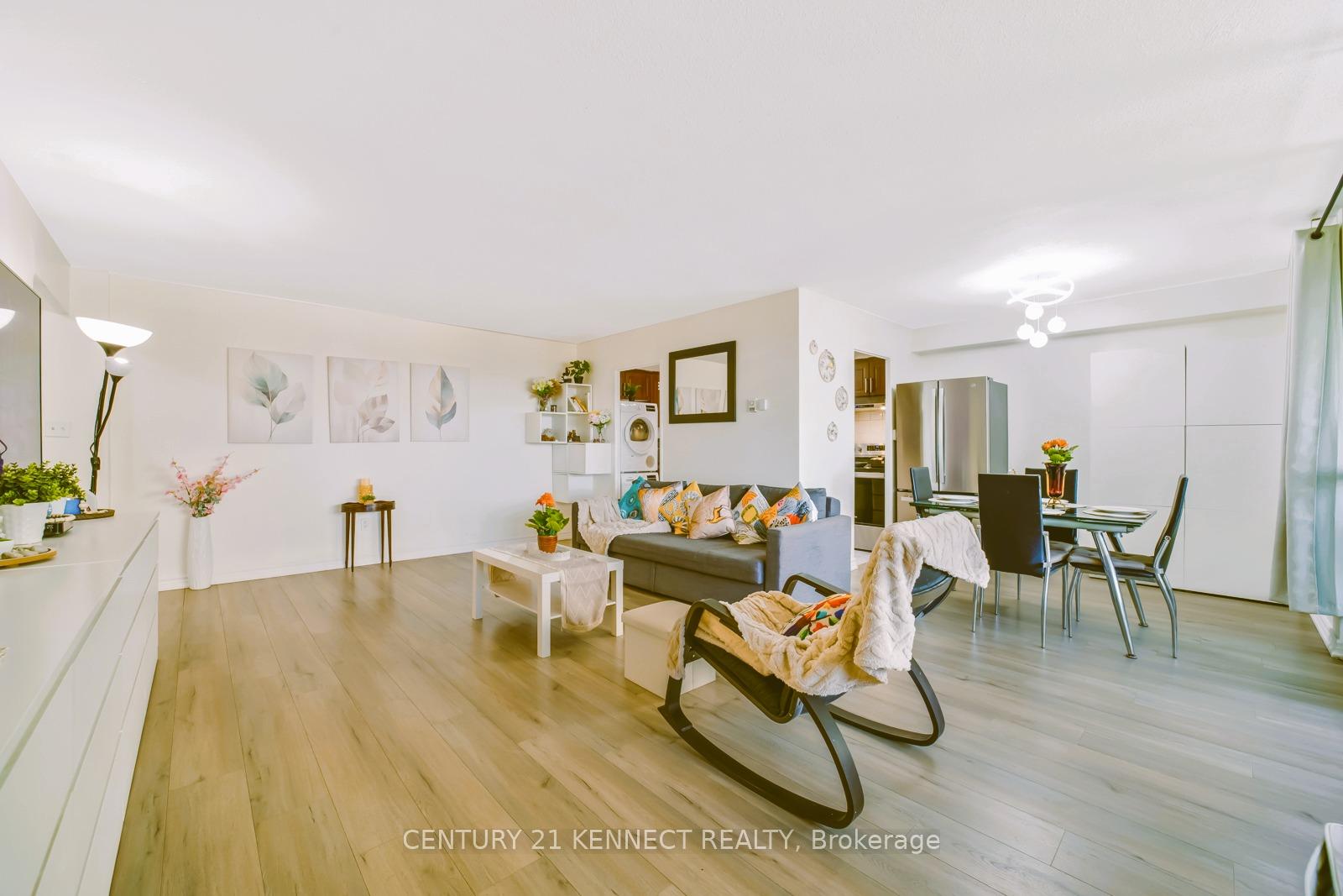 Photo 7 of Unit 2901, 1 Massey Square, Toronto, Crescent Town — HOMEH