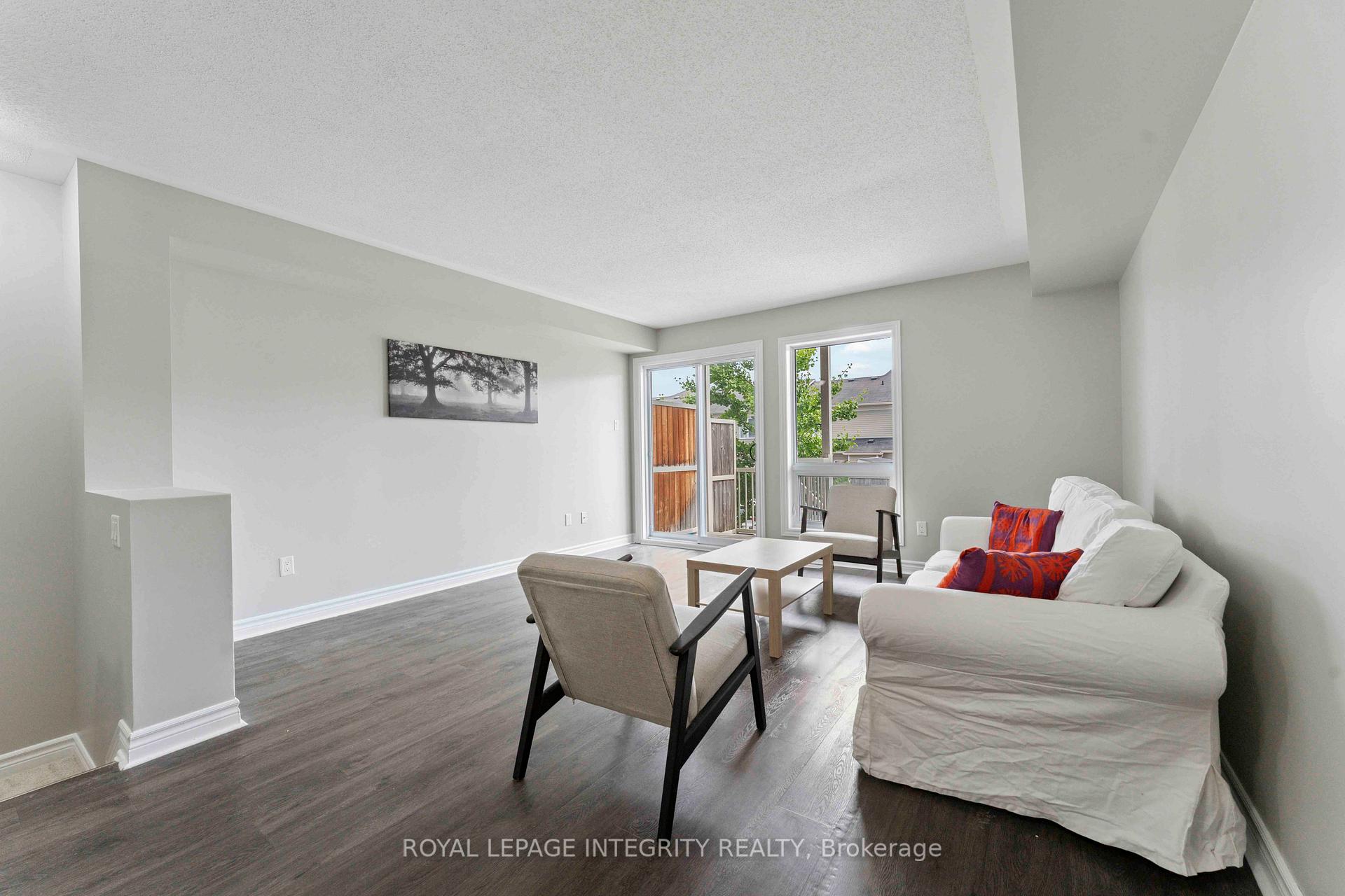 Photo 6 of Unit A, 616 Chapman Mills Drive, Ottawa, Barrhaven - Strandherd — HOMEH