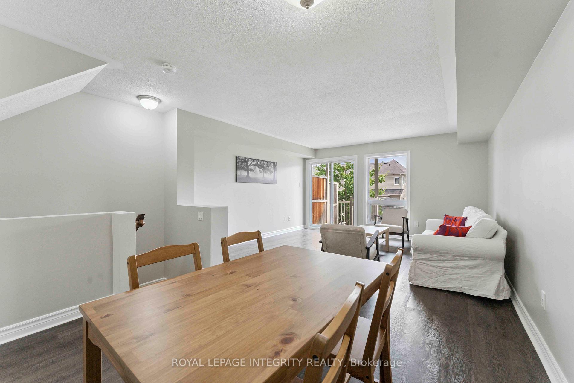 Photo 14 of Unit A, 616 Chapman Mills Drive, Ottawa, Barrhaven - Strandherd — HOMEH