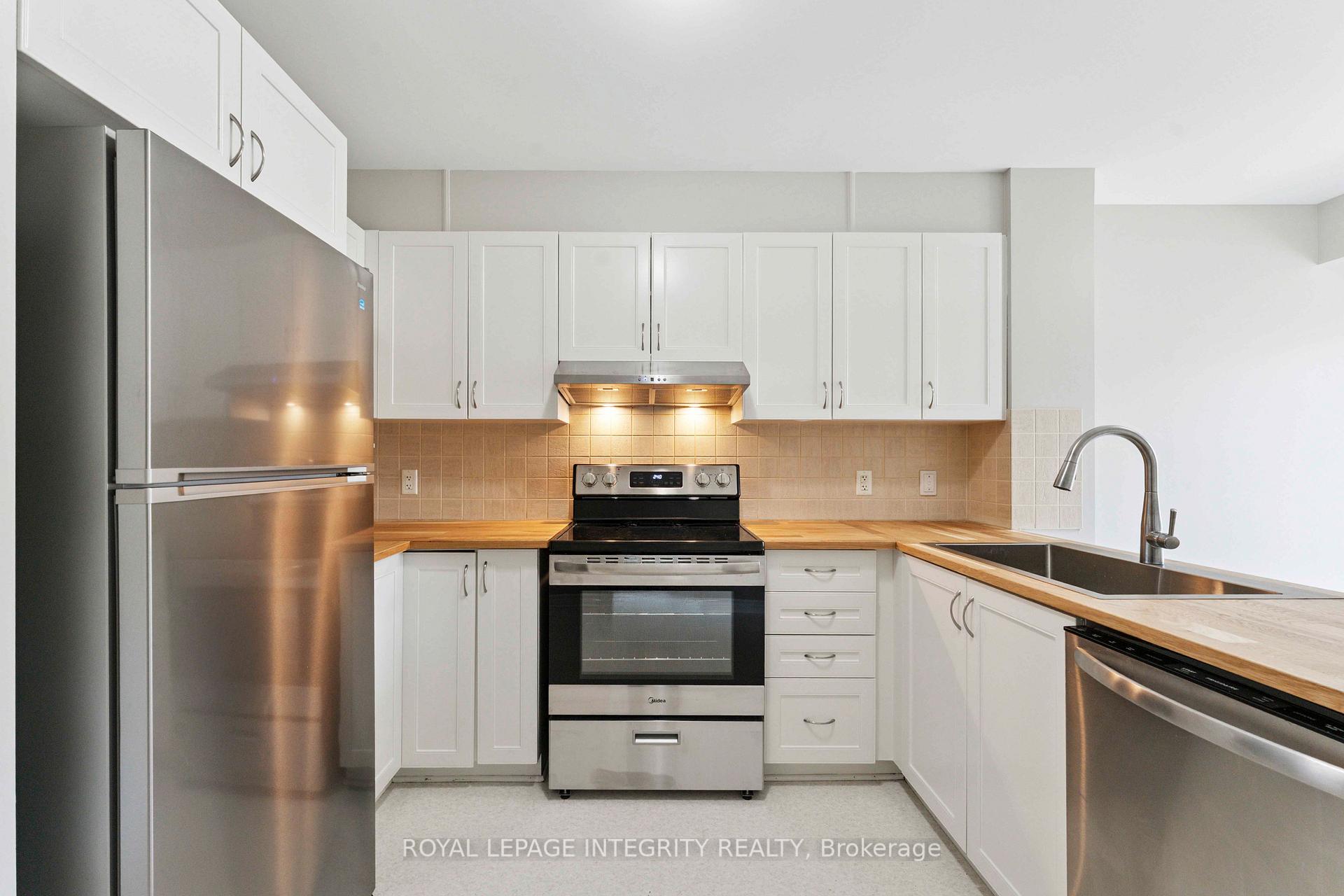 Photo 21 of Unit A, 616 Chapman Mills Drive, Ottawa, Barrhaven - Strandherd — HOMEH