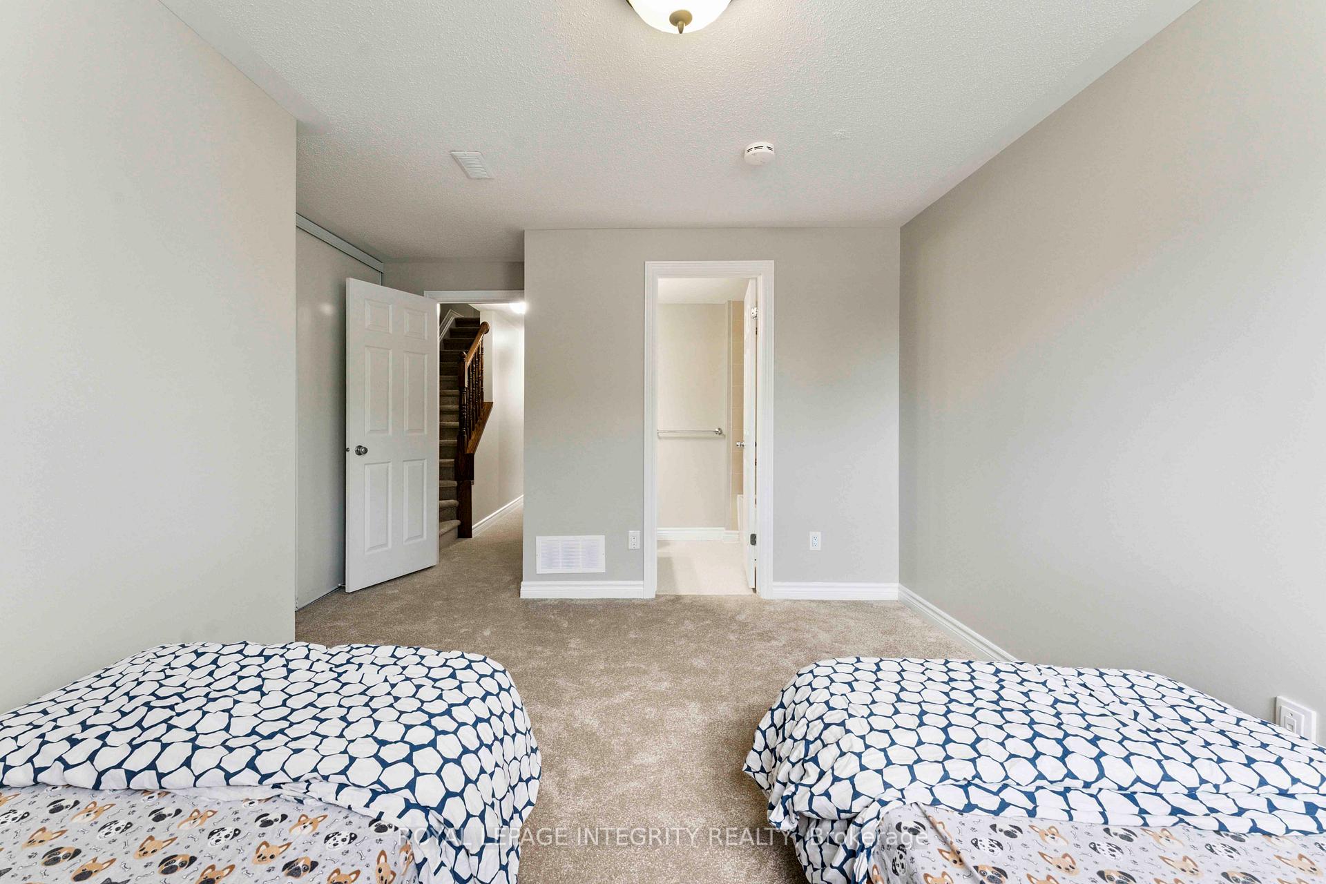 Photo 36 of Unit A, 616 Chapman Mills Drive, Ottawa, Barrhaven - Strandherd — HOMEH