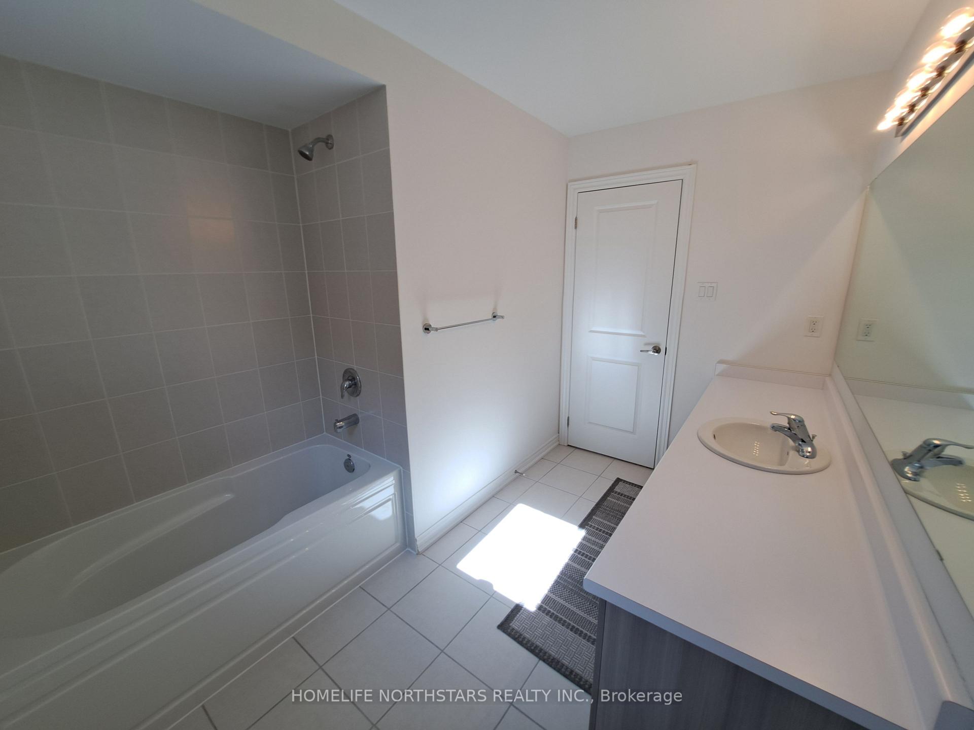 Photo 31 of 51 Wakefield Boulevard, Essa, Angus — HOMEH