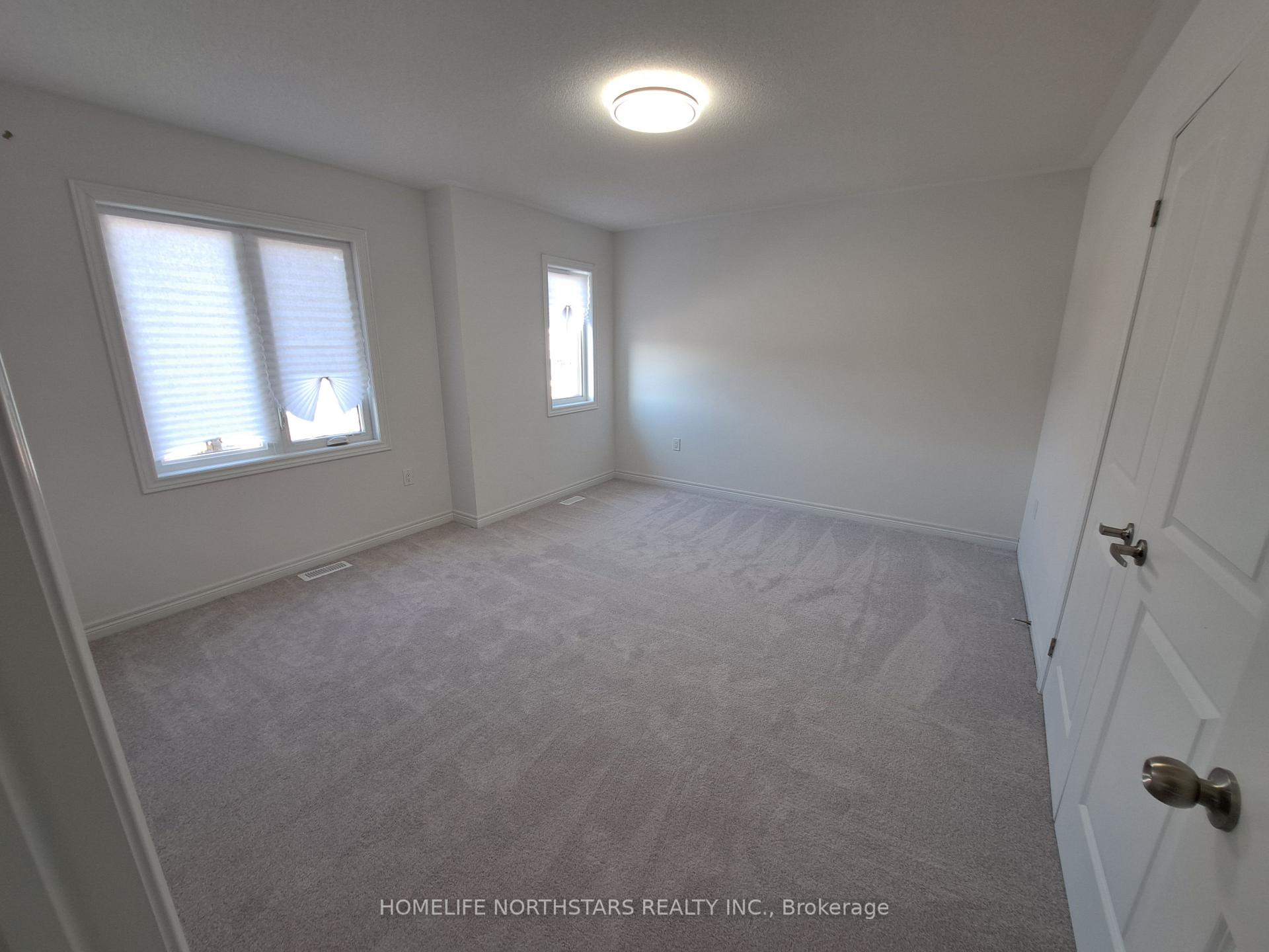 Photo 33 of 51 Wakefield Boulevard, Essa, Angus — HOMEH