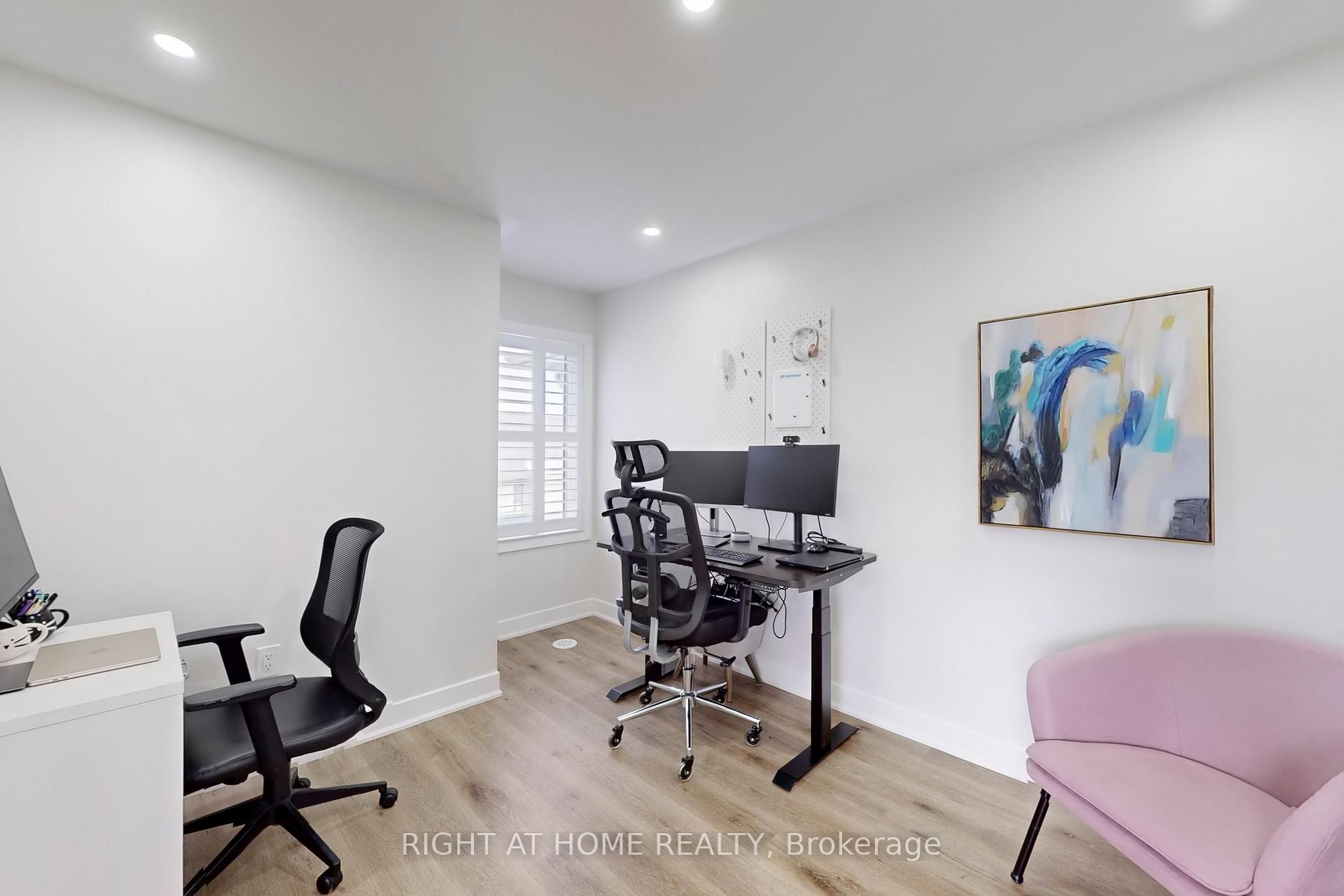 Photo 24 of 53 Donald Fleming Way, Whitby, Pringle Creek — HOMEH