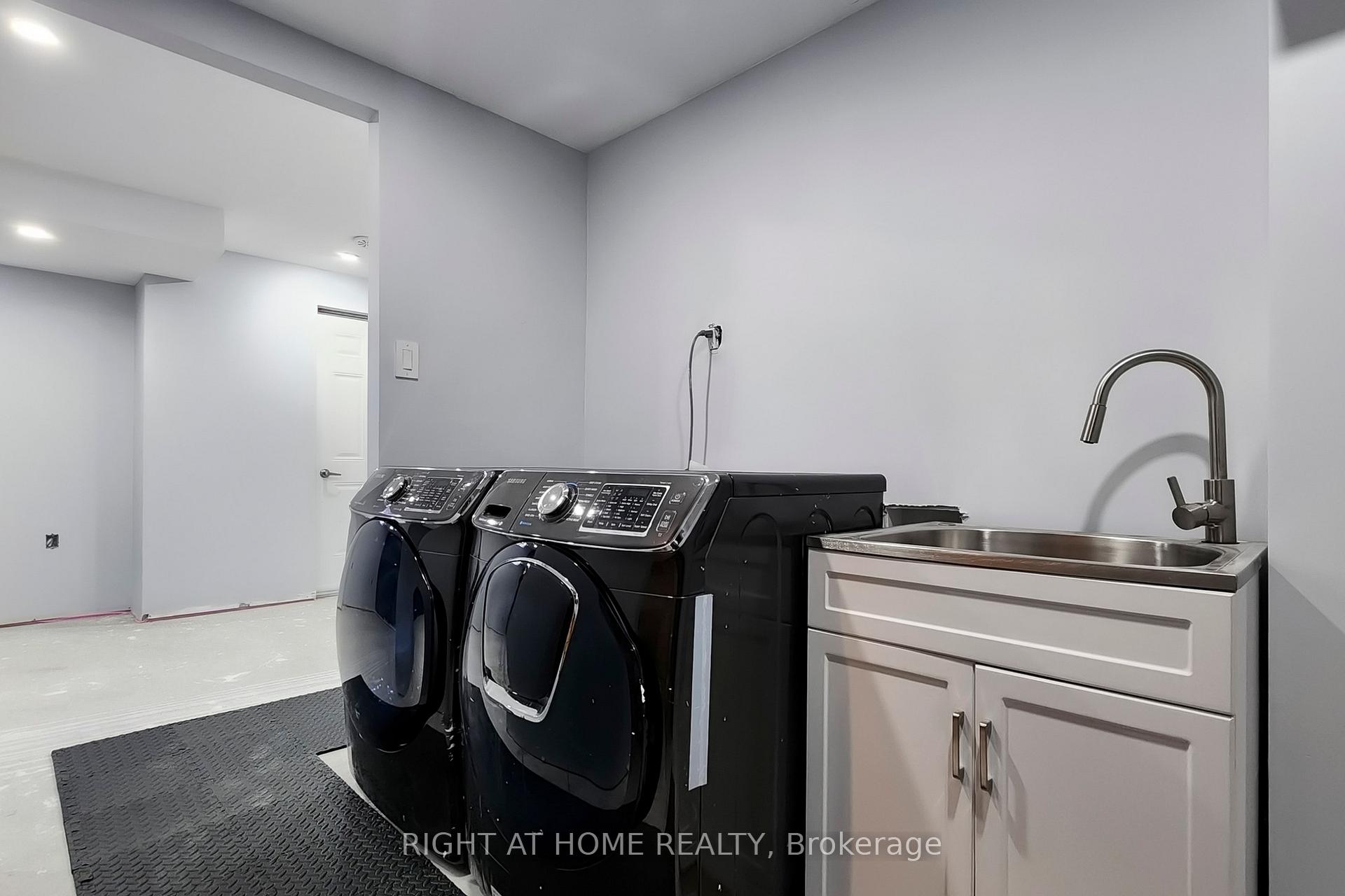 Photo 42 of 53 Donald Fleming Way, Whitby, Pringle Creek — HOMEH