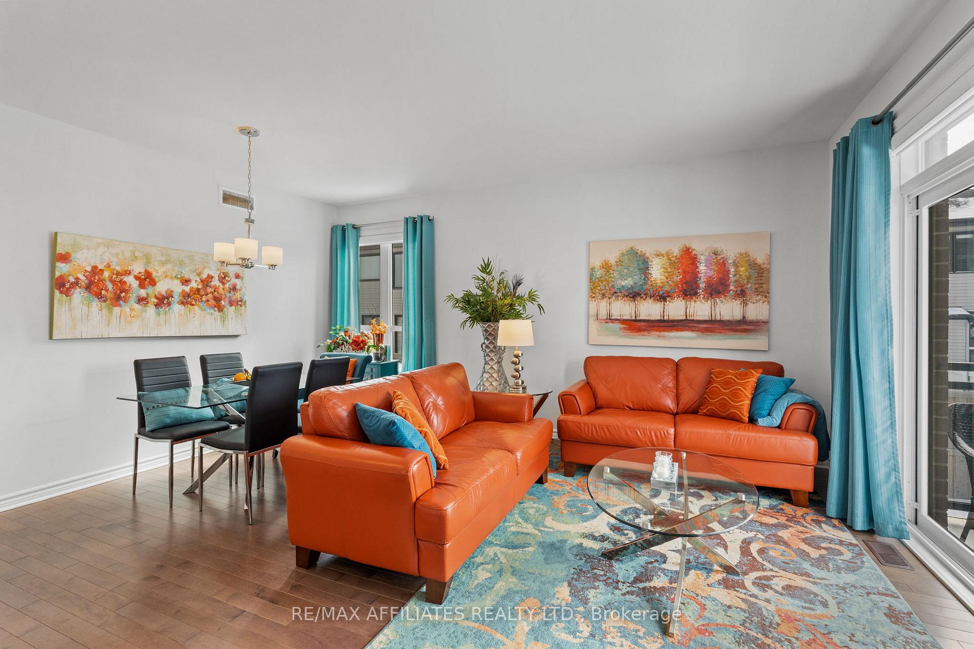 Photo 15 of 28 Carabiner Private, Ottawa, Mer Bleue/Bradley Estates/Anderson Park — HOMEH