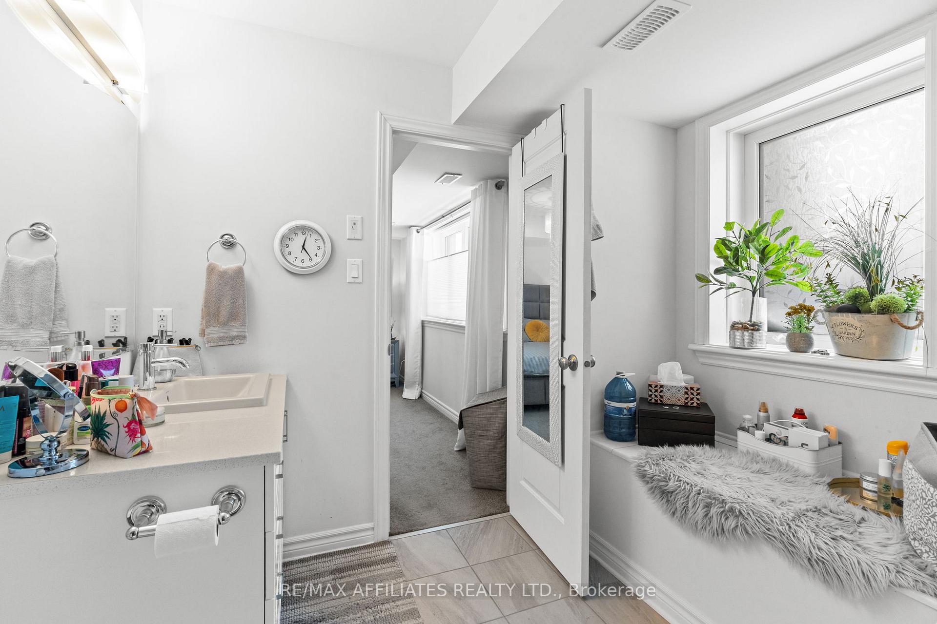 Photo 28 of 28 Carabiner Private, Ottawa, Mer Bleue/Bradley Estates/Anderson Park — HOMEH