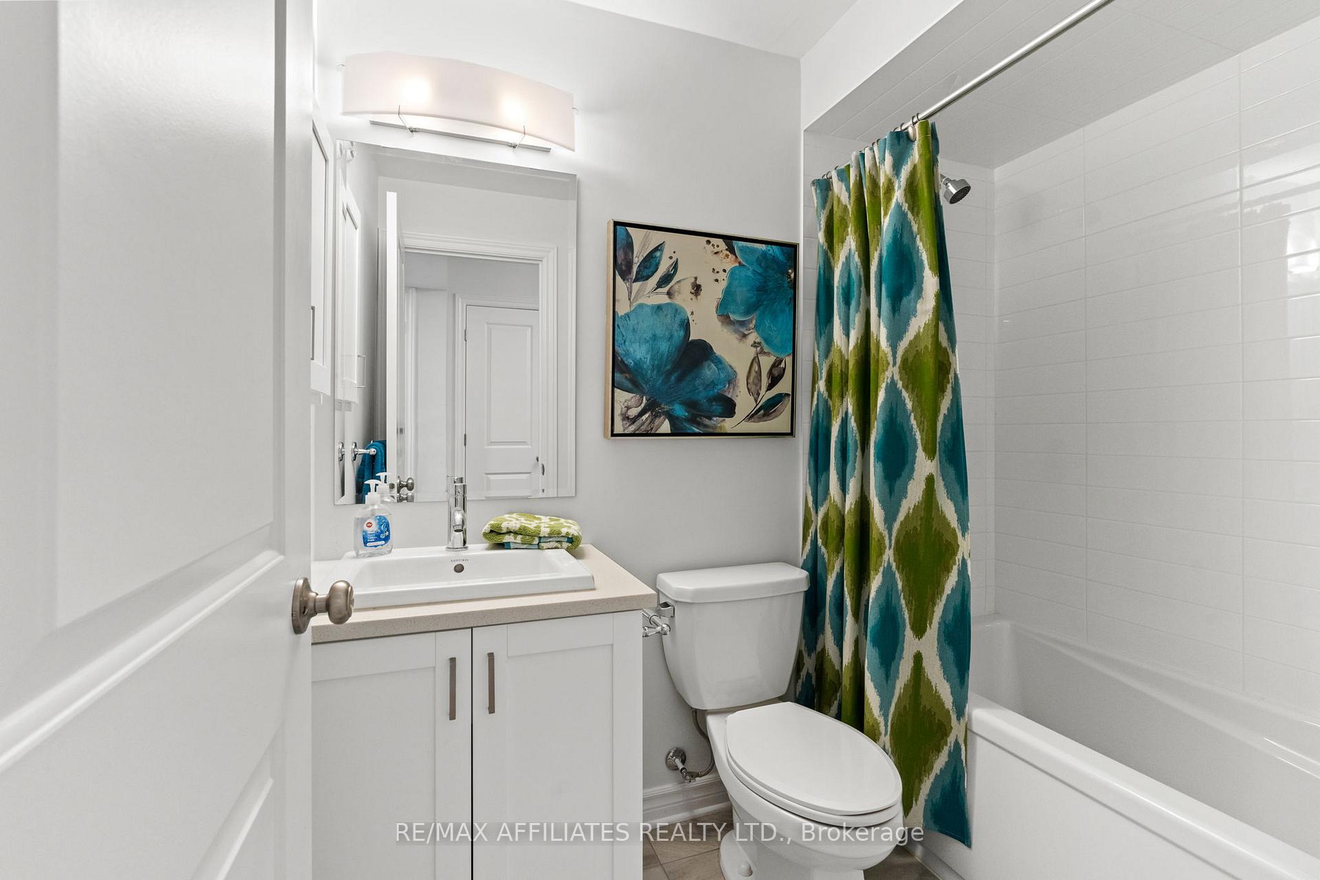Photo 30 of 28 Carabiner Private, Ottawa, Mer Bleue/Bradley Estates/Anderson Park — HOMEH