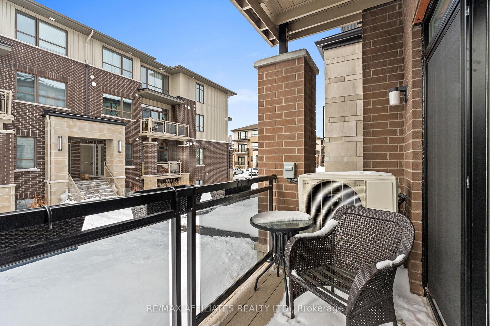 Photo 32 of 28 Carabiner Private, Ottawa, Mer Bleue/Bradley Estates/Anderson Park — HOMEH