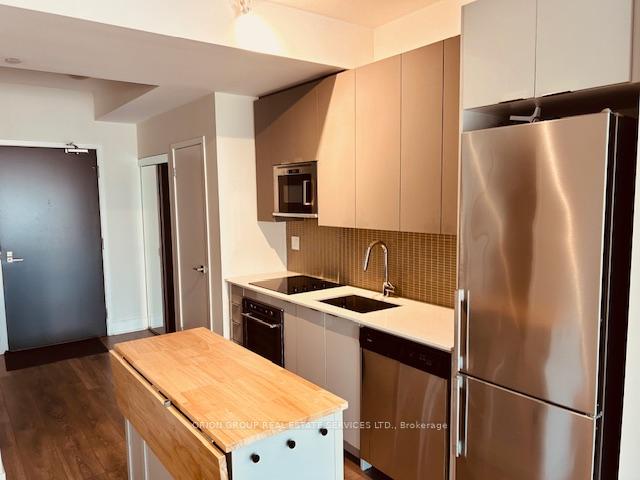 Photo 6 of Unit 2006, 2908 Highway 7 Road, Vaughan, Concord — HOMEH