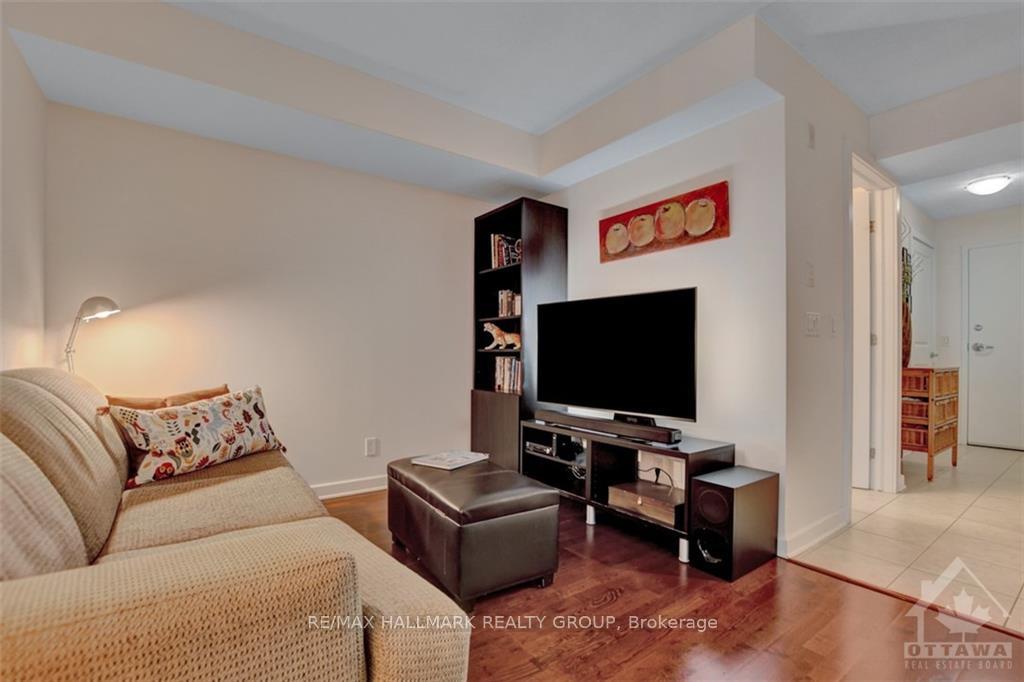Photo 2 of Unit 906, 138 Somerset Street W, Ottawa, Ottawa Centre/Golden Triangle — HOMEH