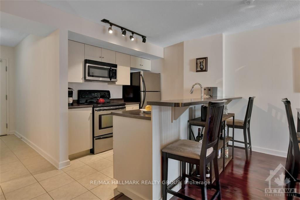 Photo 6 of Unit 906, 138 Somerset Street W, Ottawa, Ottawa Centre/Golden Triangle — HOMEH