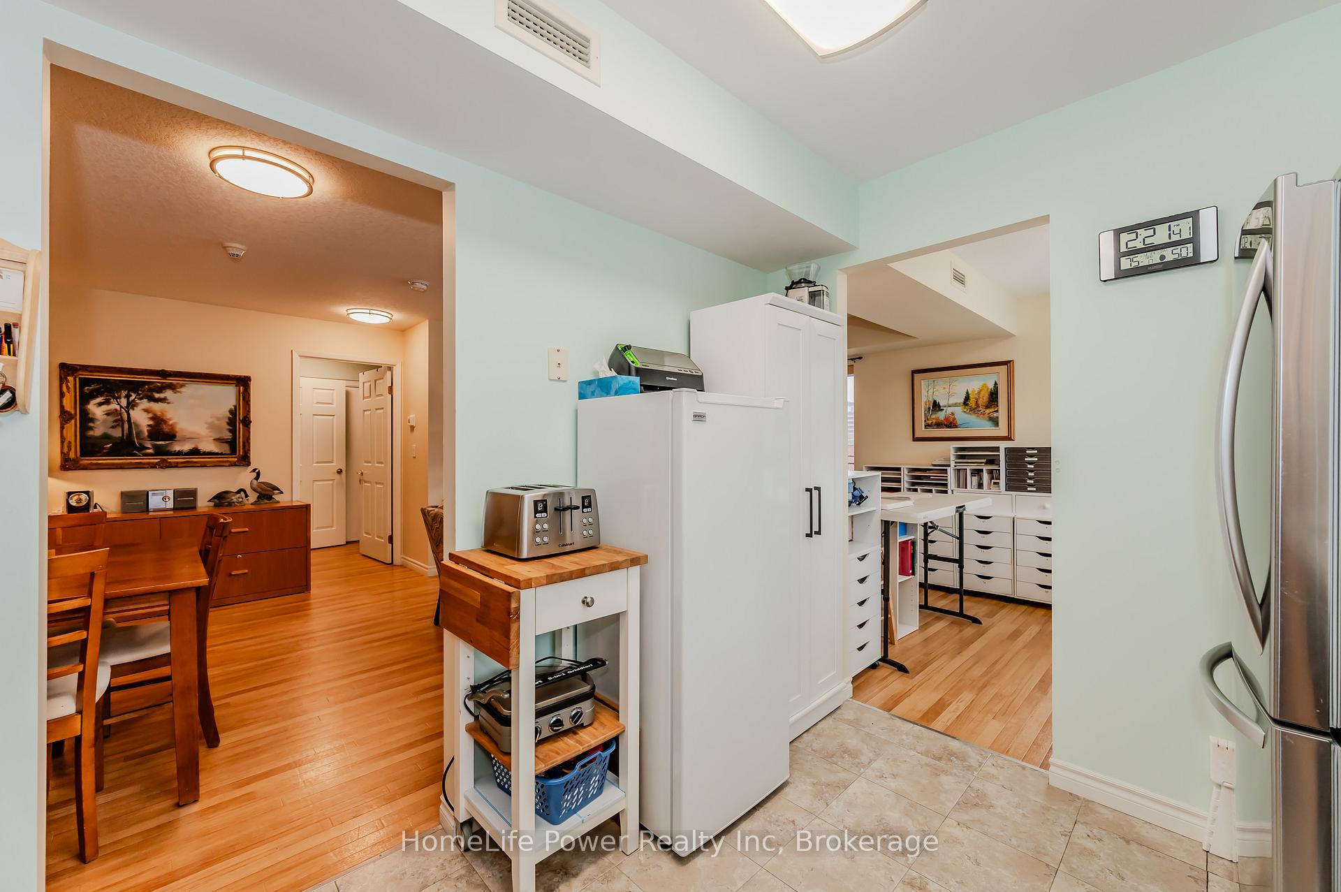 Photo 13 of Unit 302, 20 St George Street, Kitchener — HOMEH