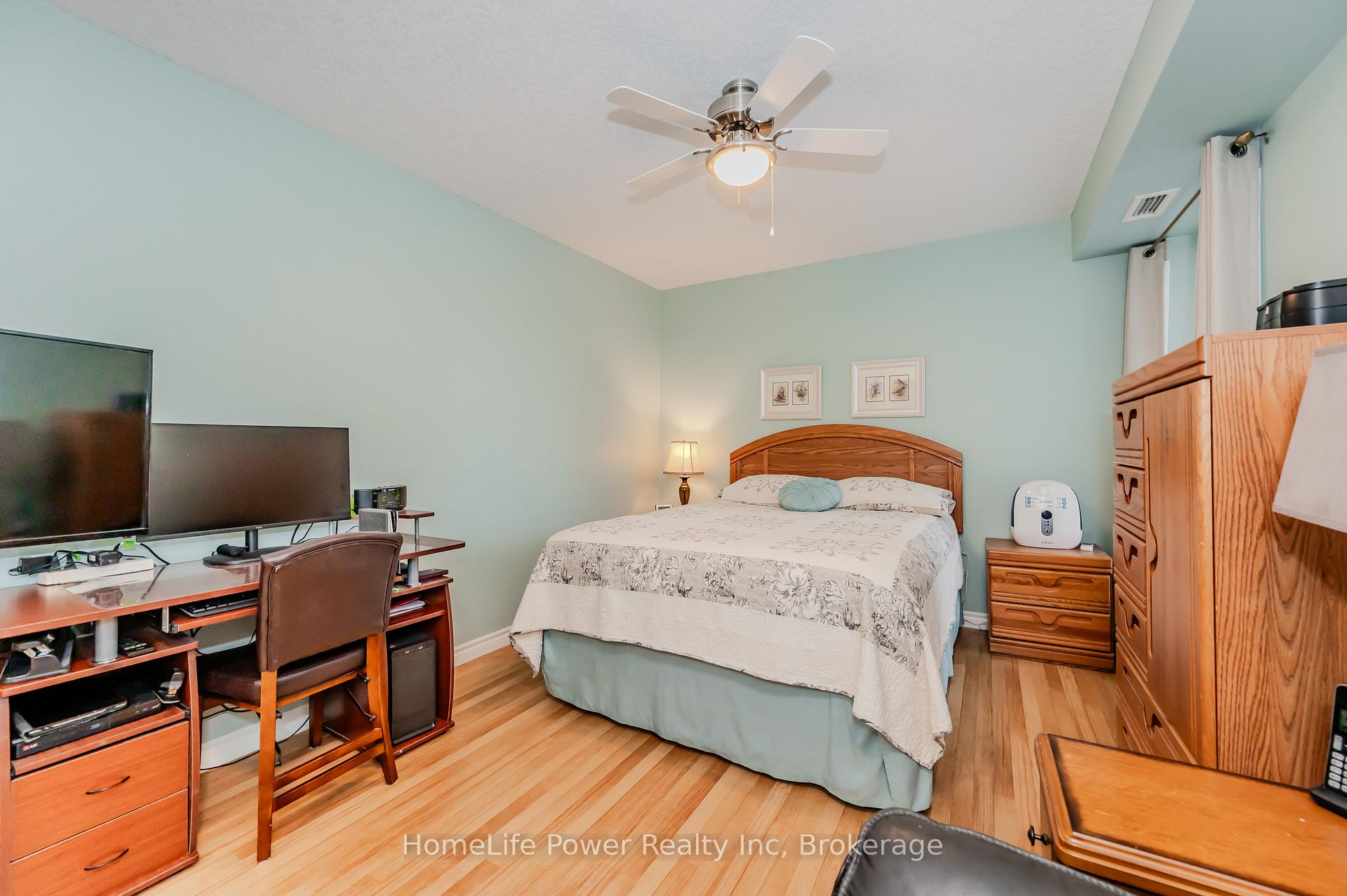 Photo 15 of Unit 302, 20 St George Street, Kitchener — HOMEH