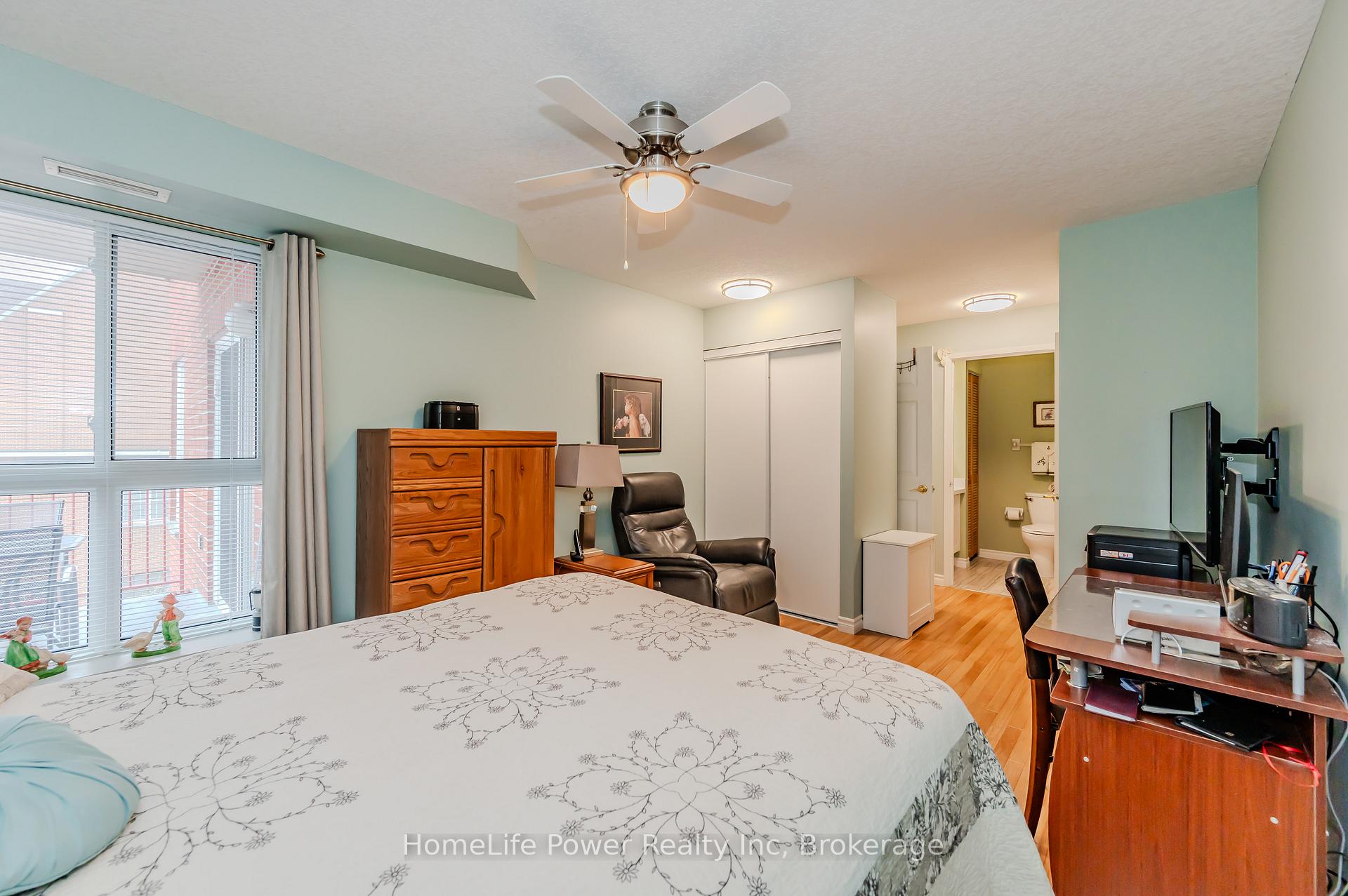 Photo 16 of Unit 302, 20 St George Street, Kitchener — HOMEH