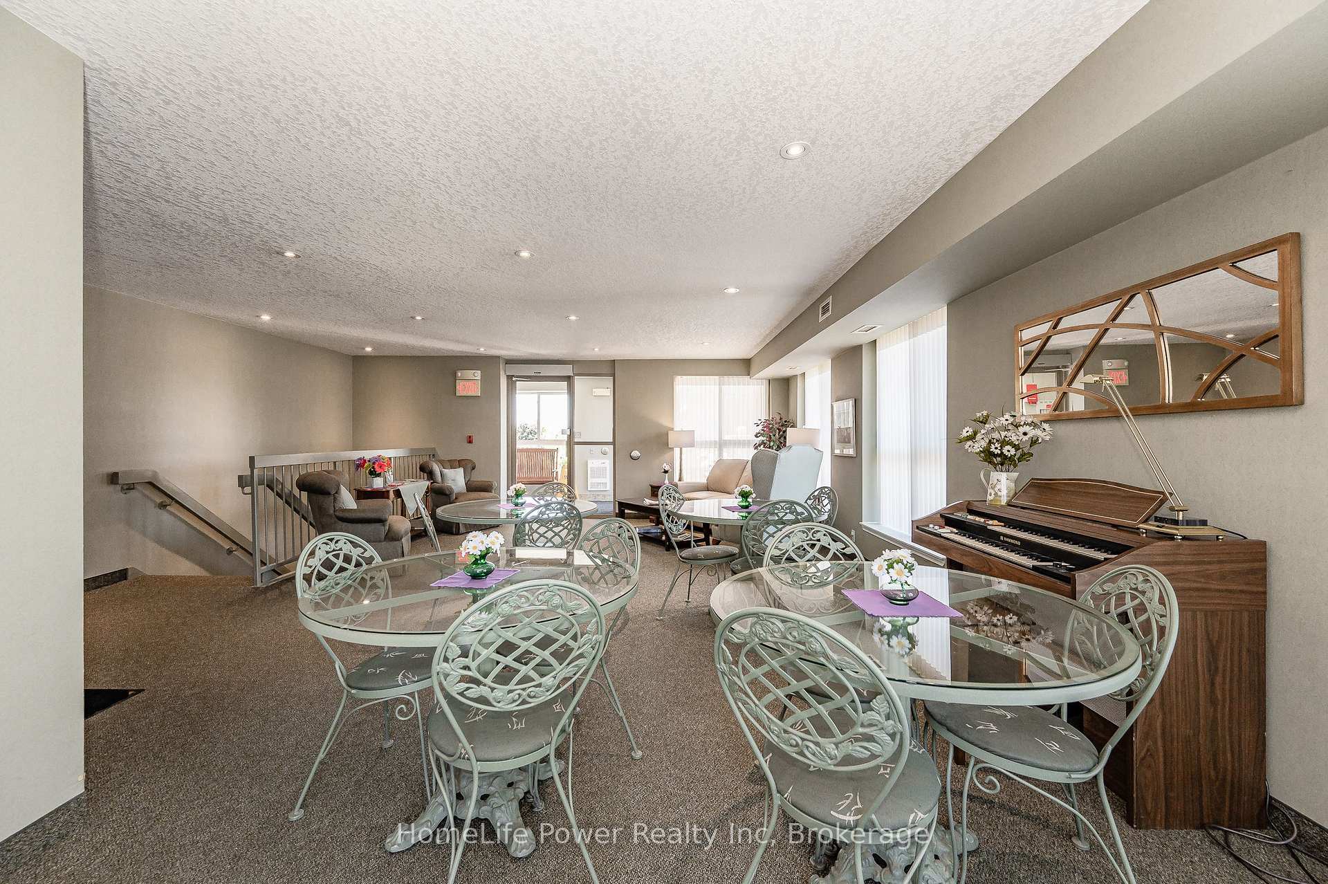Photo 30 of Unit 302, 20 St George Street, Kitchener — HOMEH