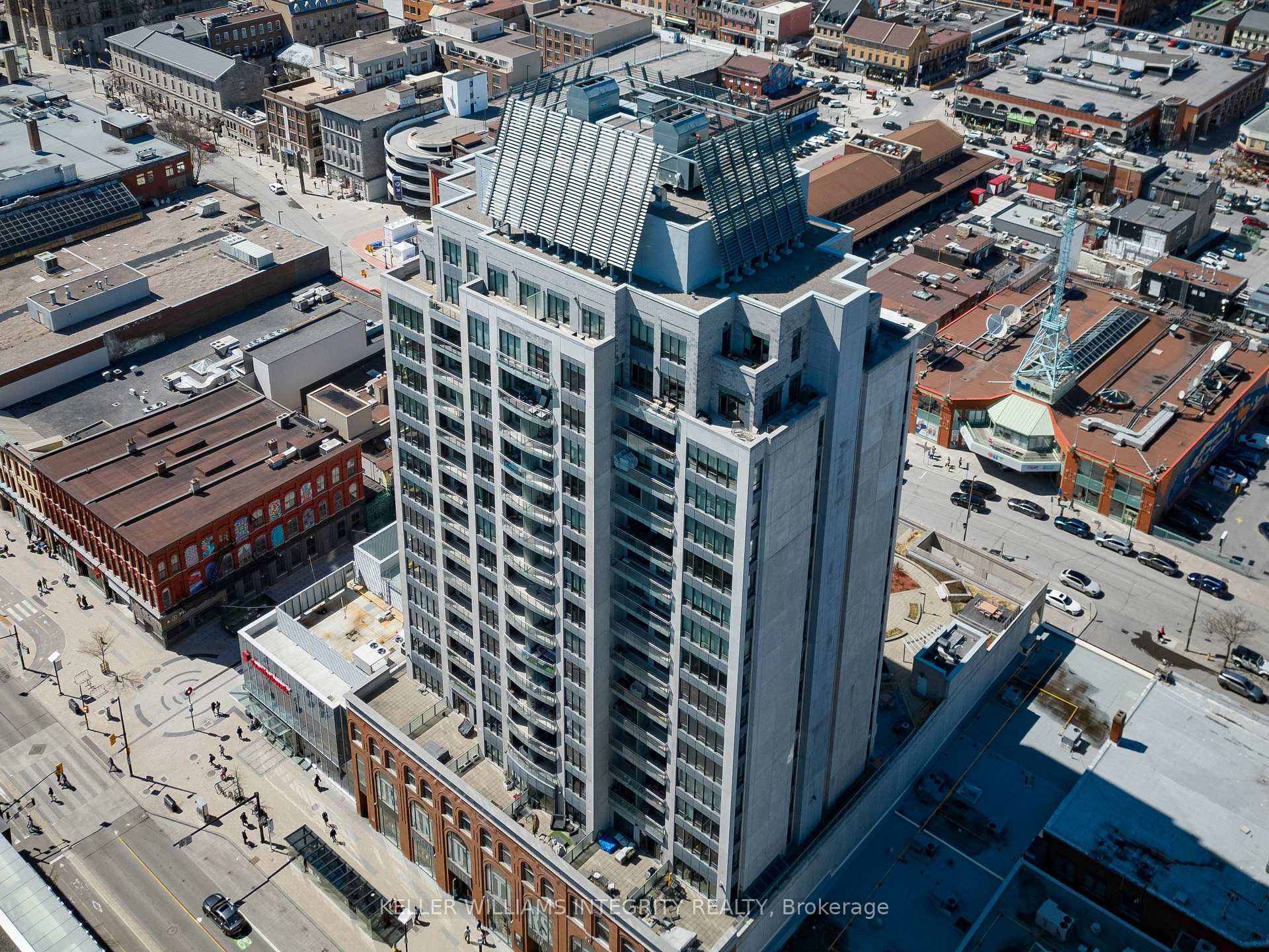 Front of Unit 809, 90 George Street