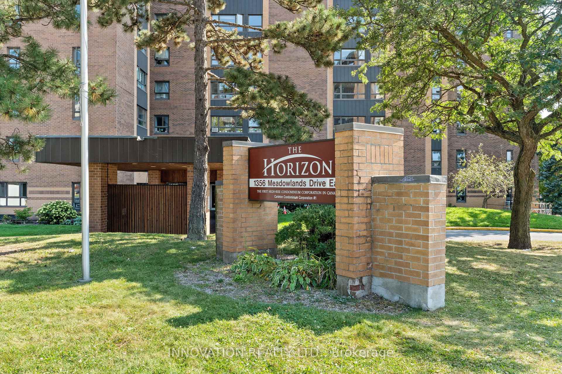 Photo 6 of Unit 501, 1356 Meadowlands Drive E, Ottawa, Borden Farm/Stewart Farm/Carleton Heights/Parkwood Hills — HOMEH