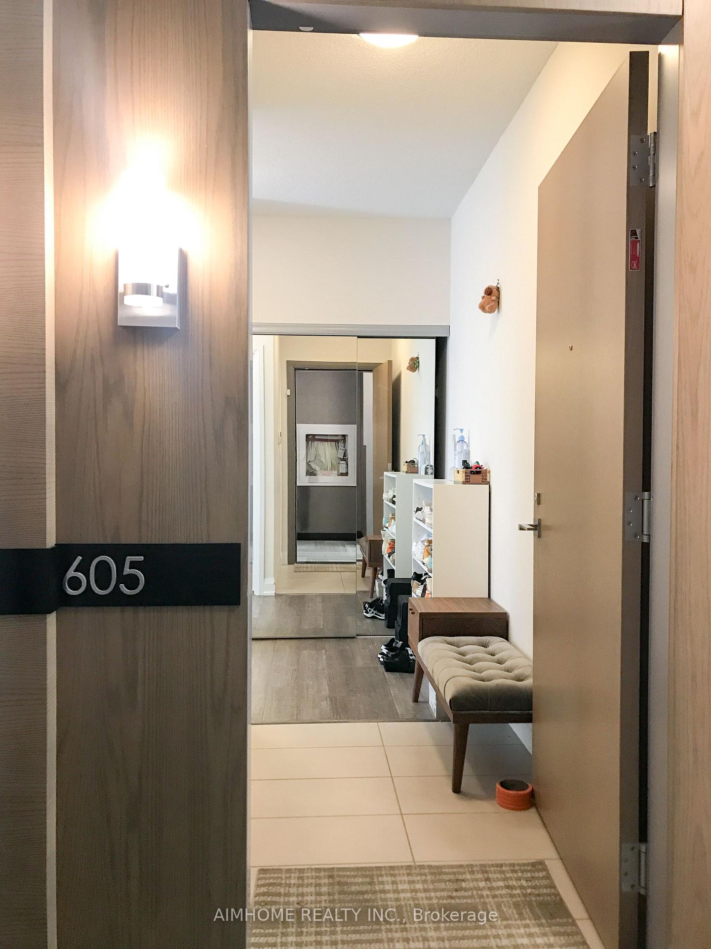 Photo 4 of Unit 605, 28 Uptown Drive, Markham, Unionville — HOMEH