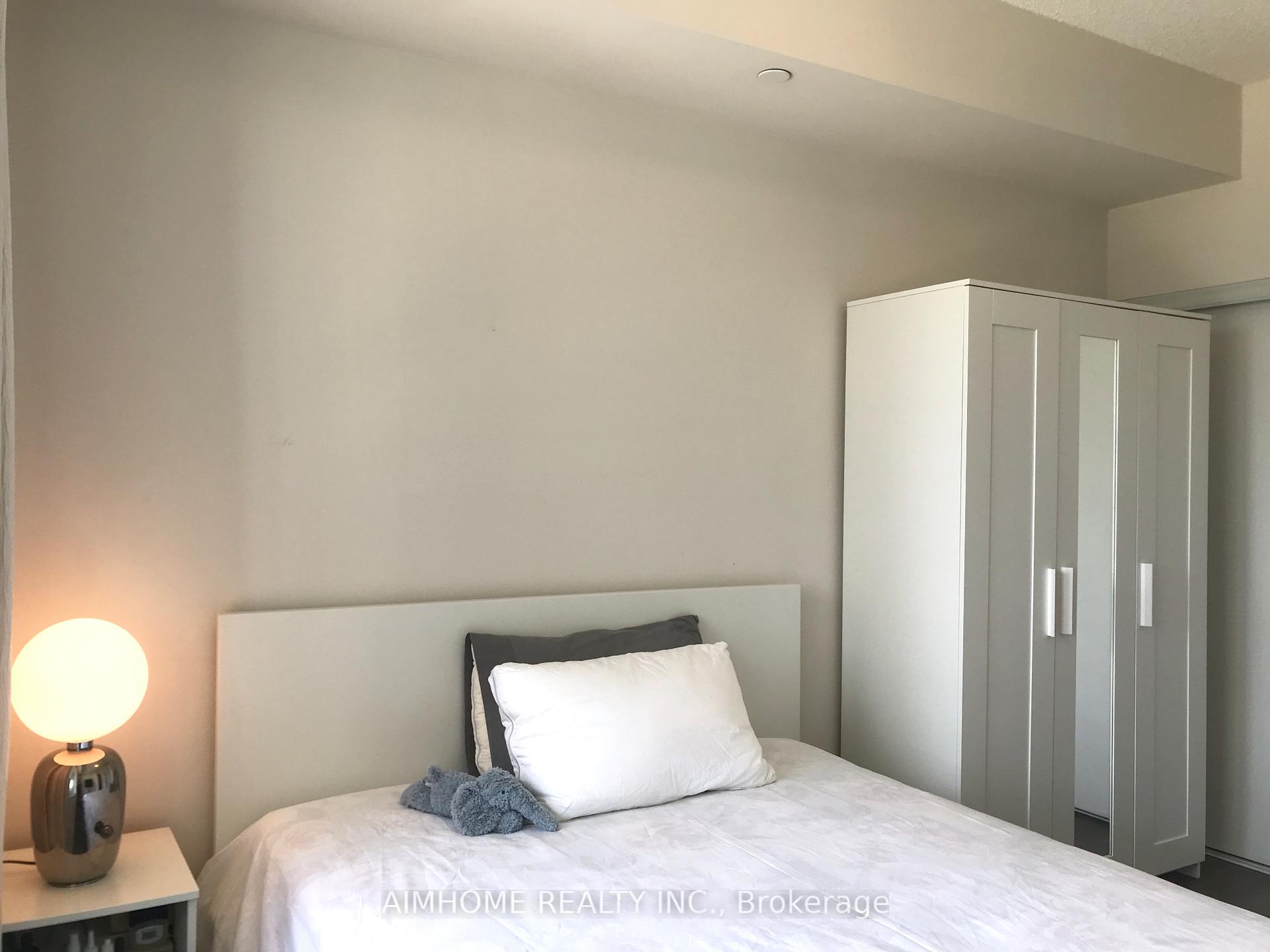Photo 8 of Unit 605, 28 Uptown Drive, Markham, Unionville — HOMEH