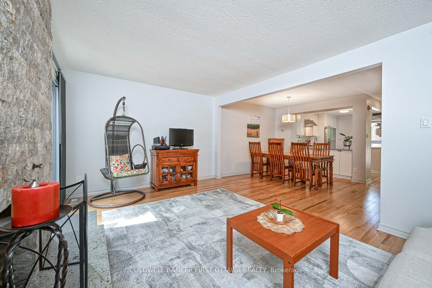 Photo 6 of 154 McClintock Way, Ottawa, Kanata - Katimavik — HOMEH