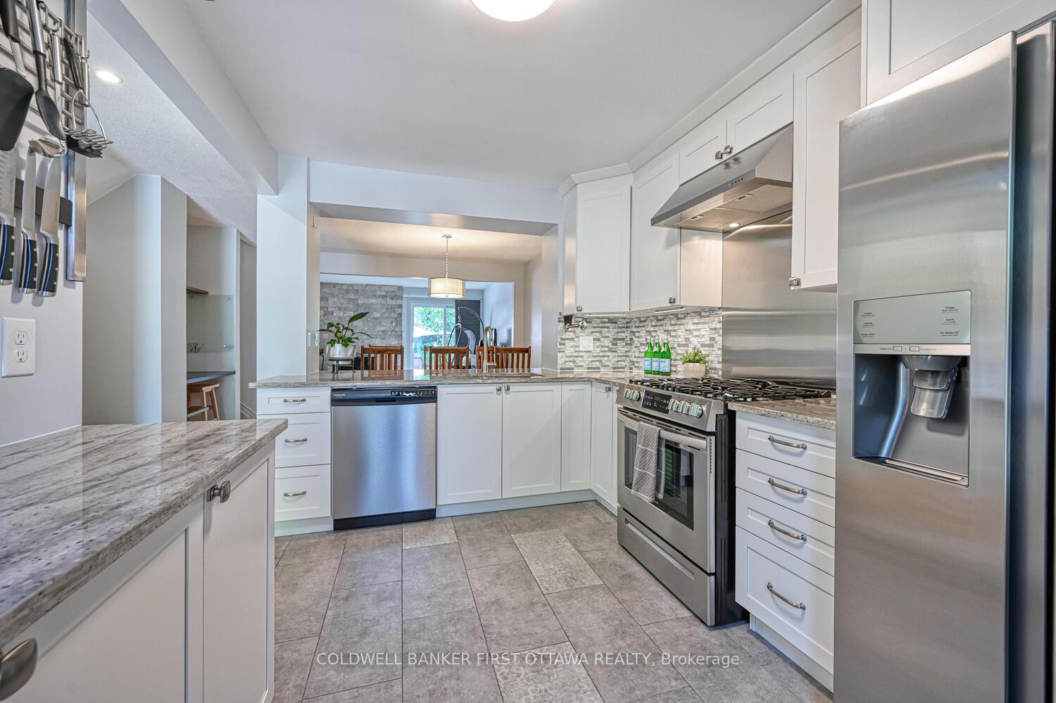 Photo 15 of 154 McClintock Way, Ottawa, Kanata - Katimavik — HOMEH