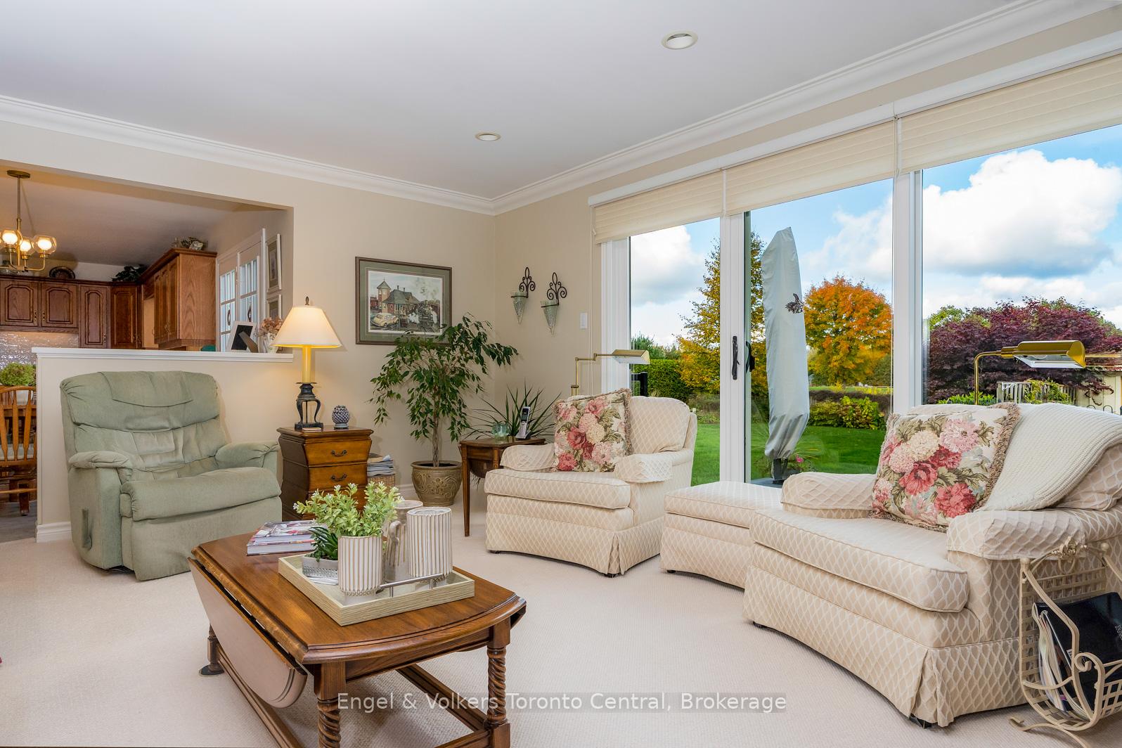 Photo 9 of 28 Batteaux Road, Clearview, Nottawa — HOMEH