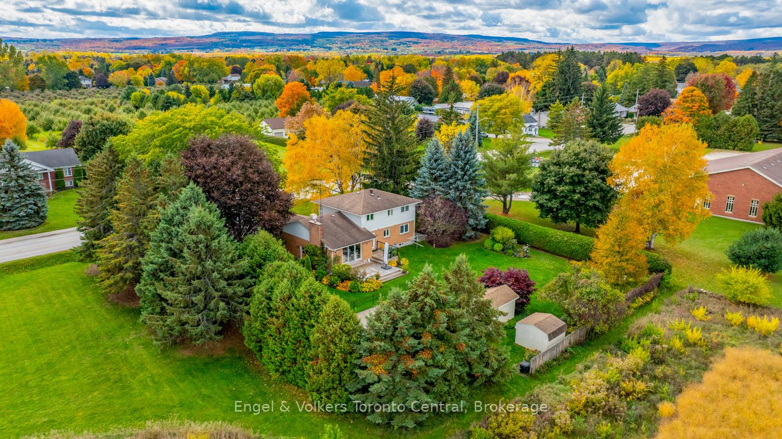 Photo 30 of 28 Batteaux Road, Clearview, Nottawa — HOMEH