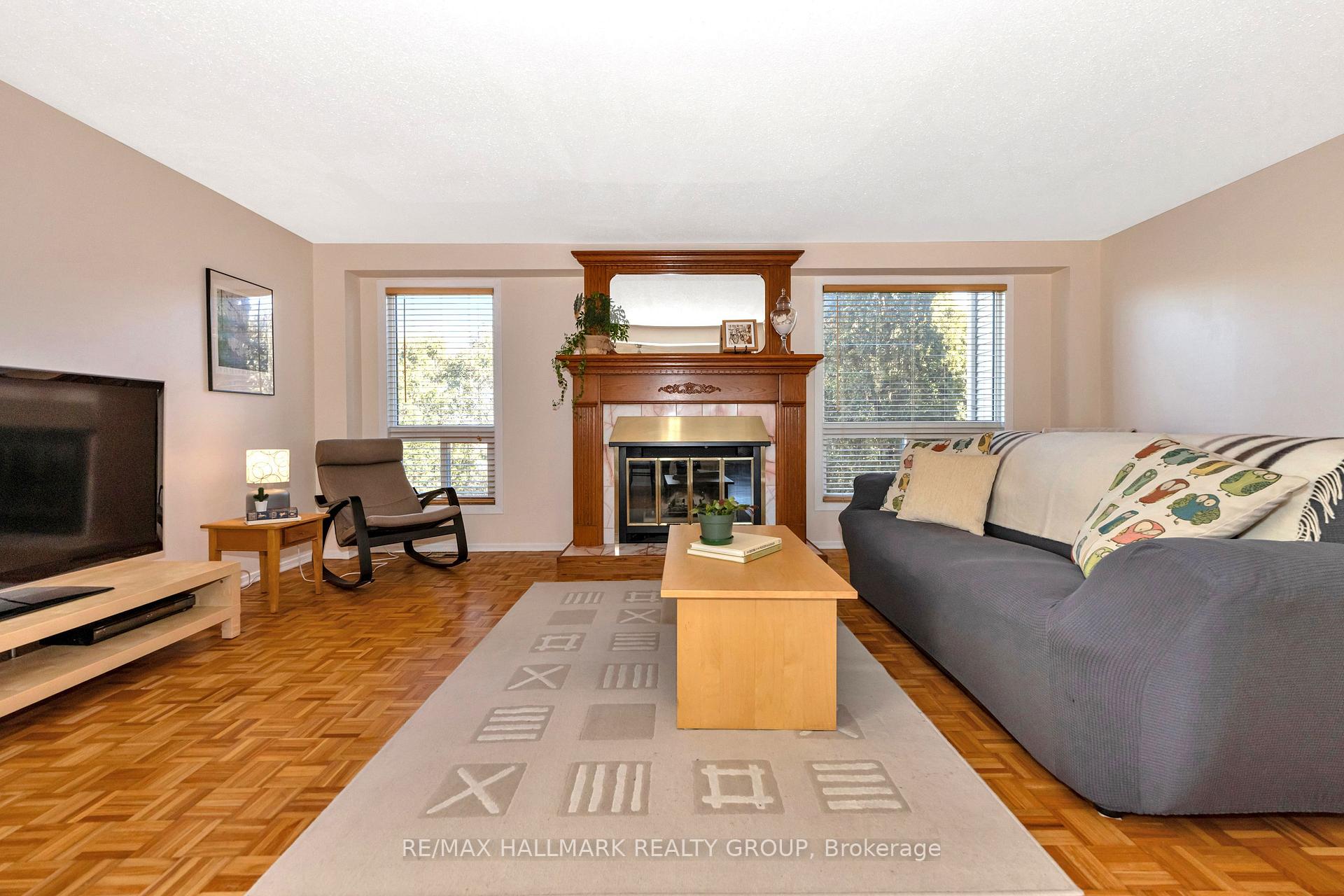 Photo 12 of Unit 37, 6A Millrise Lane SW, Ottawa, Centrepointe — HOMEH
