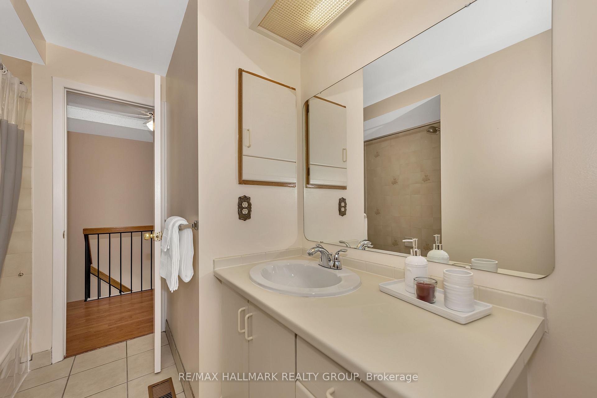 Photo 30 of Unit 37, 6A Millrise Lane SW, Ottawa, Centrepointe — HOMEH