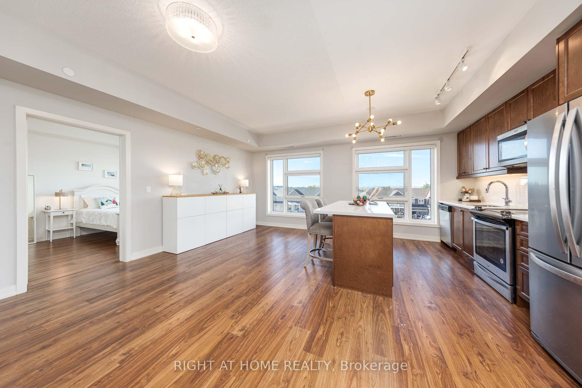 Photo 6 of Unit 230, 555 William Graham Drive, Aurora, Rural Aurora — HOMEH