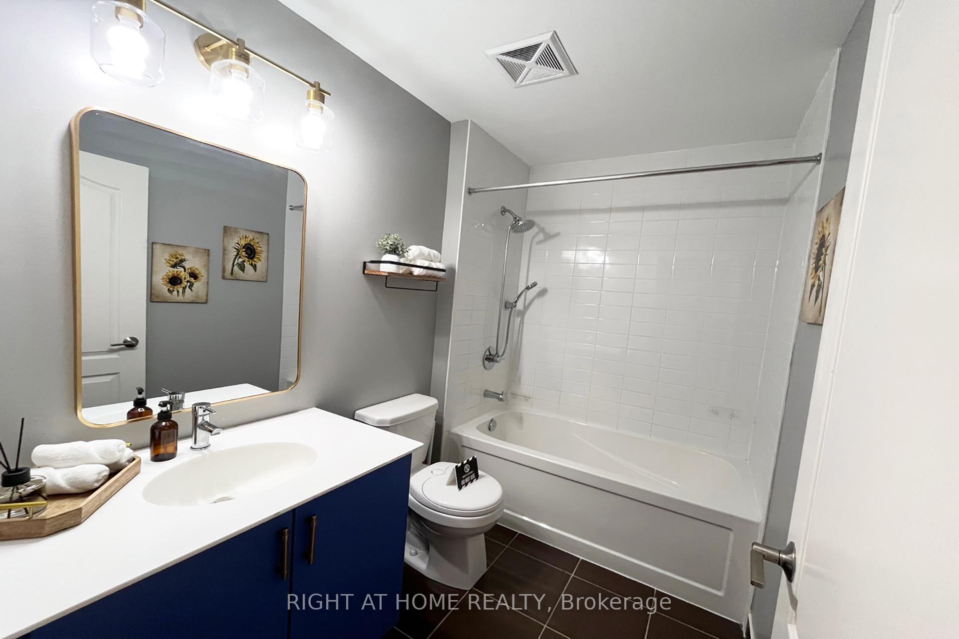 Photo 11 of Unit 230, 555 William Graham Drive, Aurora, Rural Aurora — HOMEH
