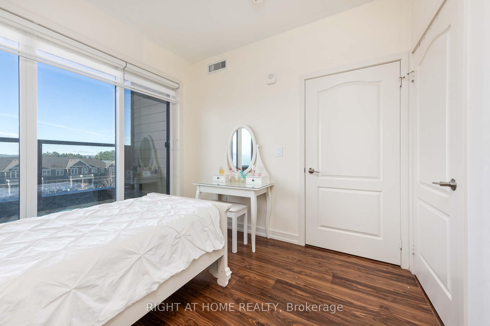 Photo 13 of Unit 230, 555 William Graham Drive, Aurora, Rural Aurora — HOMEH