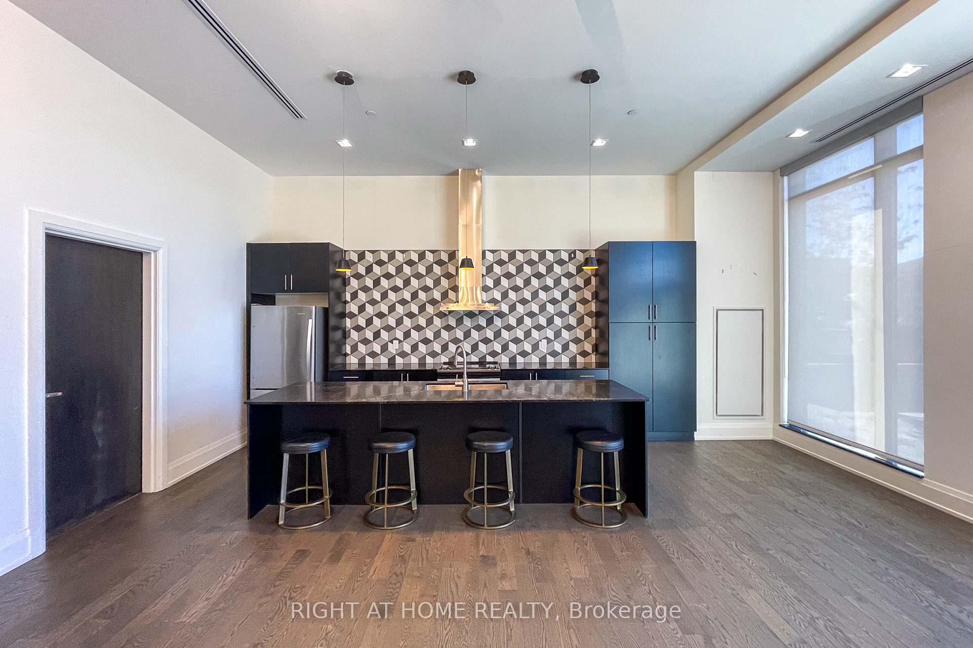 Photo 22 of Unit 230, 555 William Graham Drive, Aurora, Rural Aurora — HOMEH