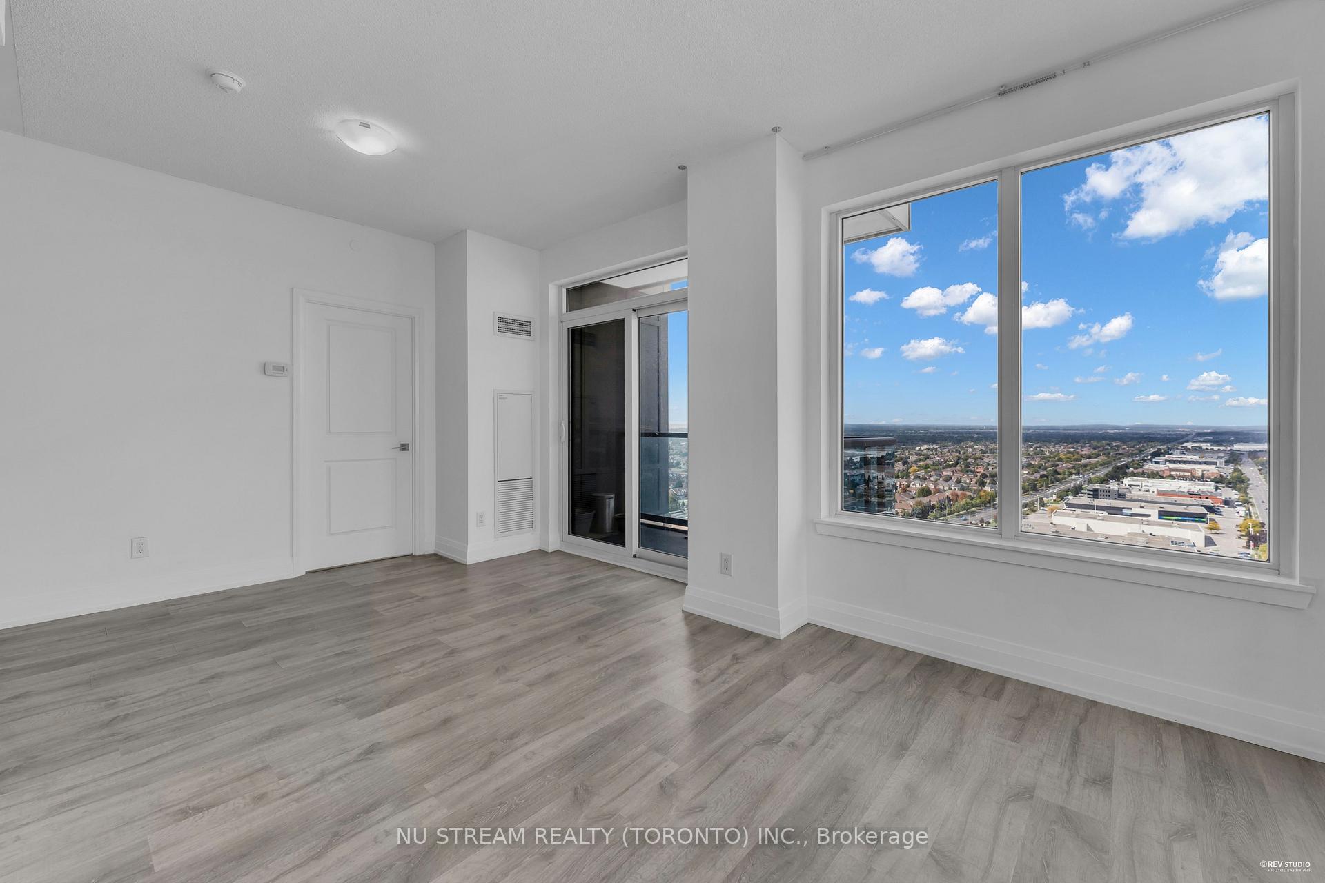 Photo 9 of Unit 2505, 3600 Highway 7 Road, Vaughan, Vaughan Corporate Centre — HOMEH