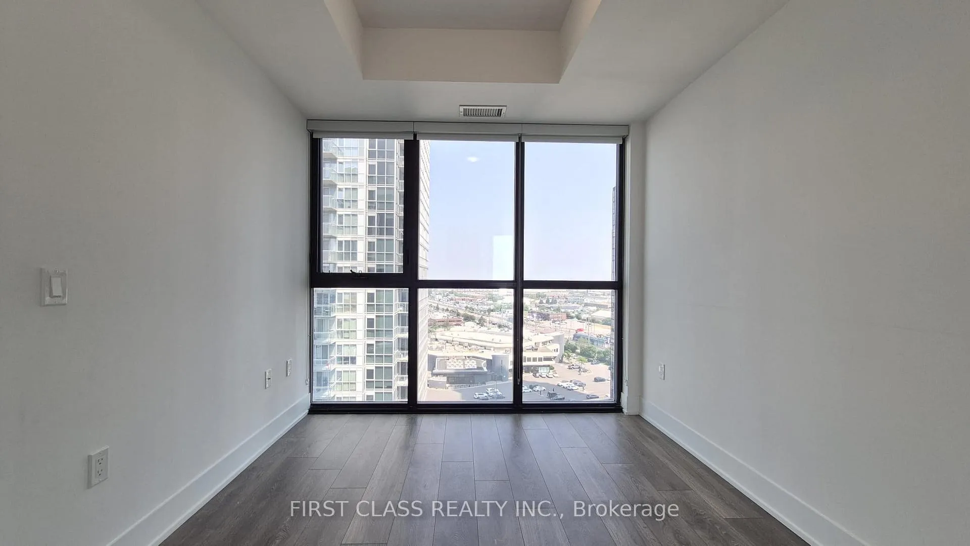 Photo 10 of Unit 1309, 2916 Highway 7, Vaughan, Concord — HOMEH