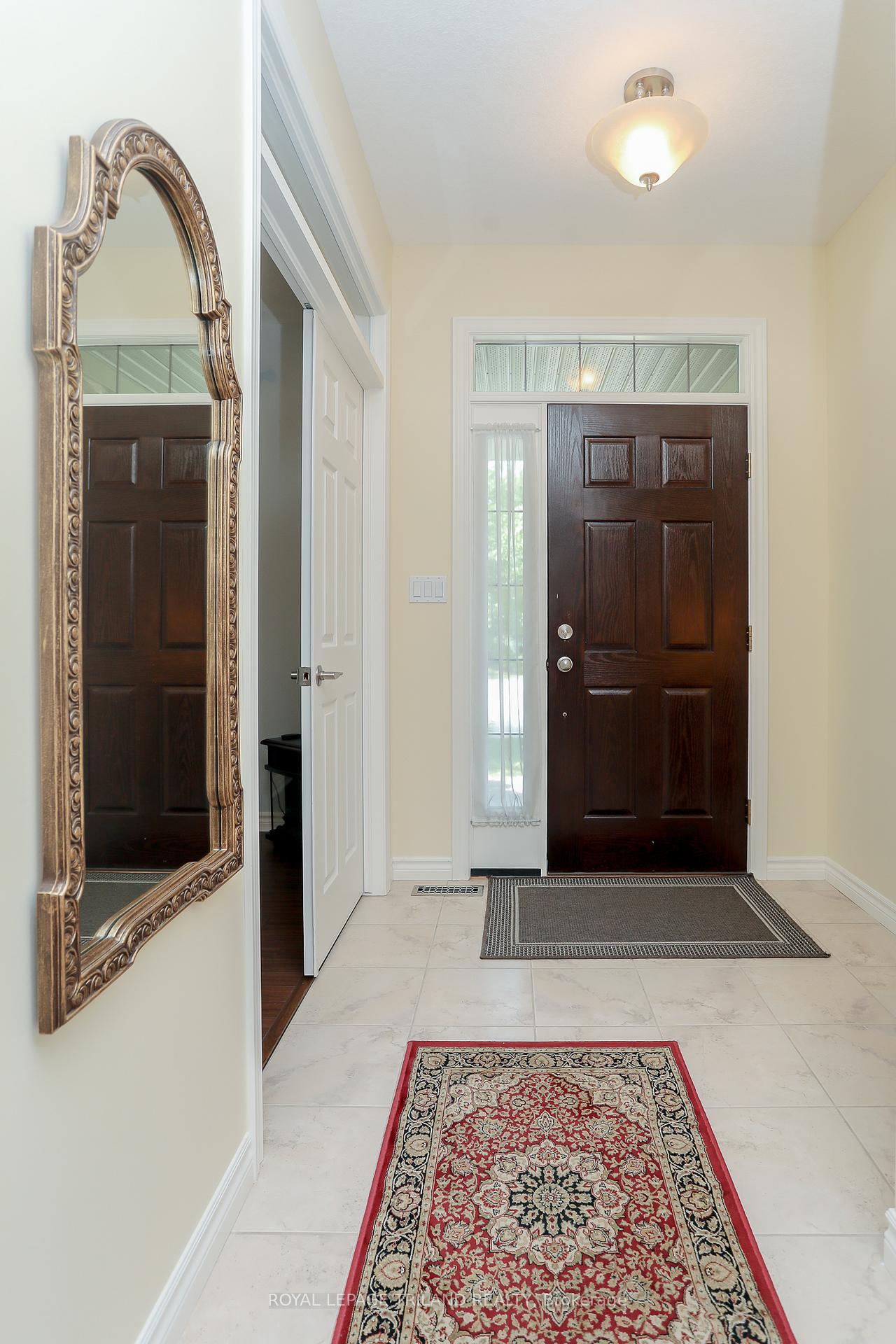 Photo 5 of Unit 31, 100 Southgate Parkway, St. Thomas — HOMEH