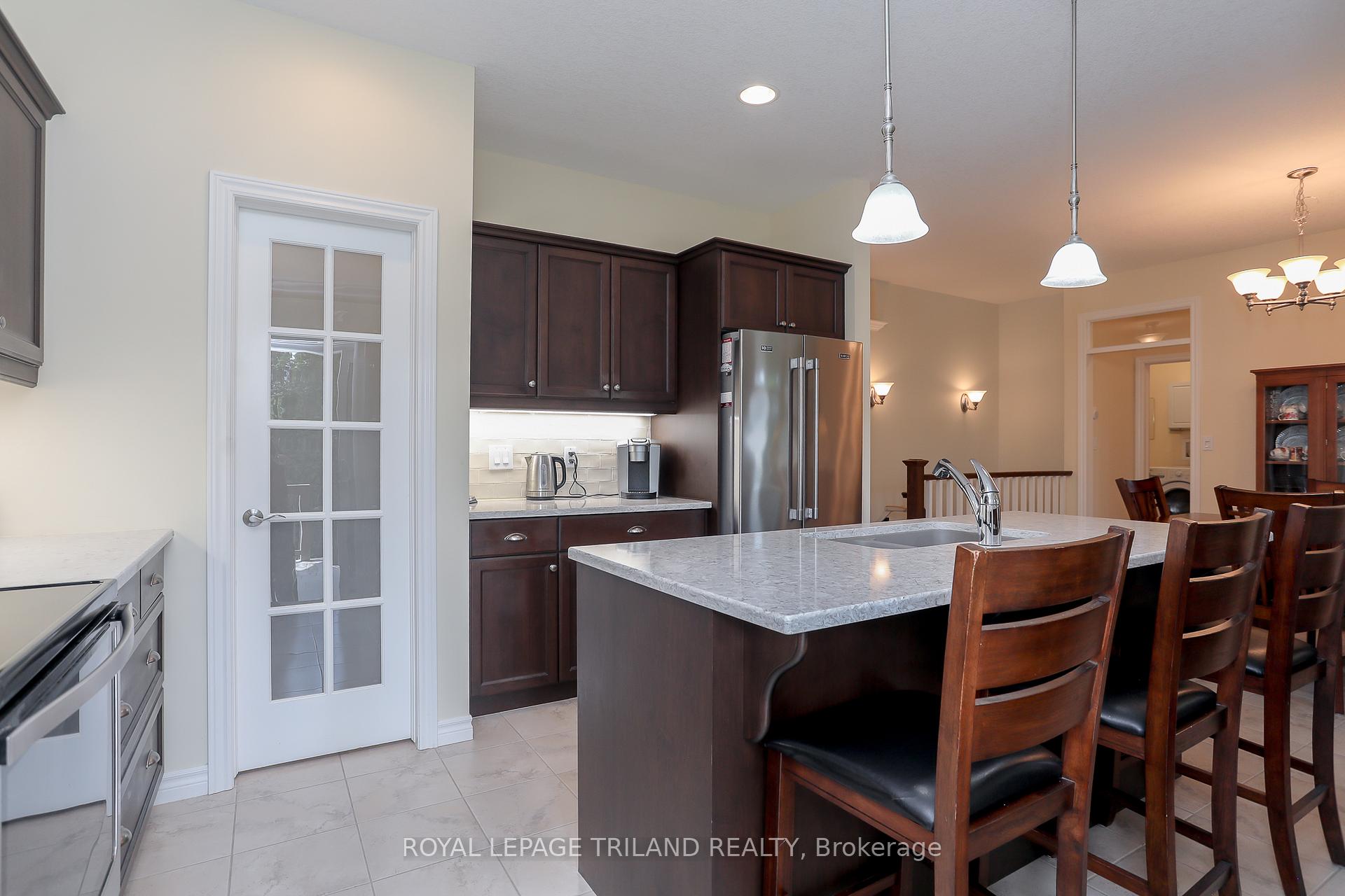 Photo 16 of Unit 31, 100 Southgate Parkway, St. Thomas — HOMEH