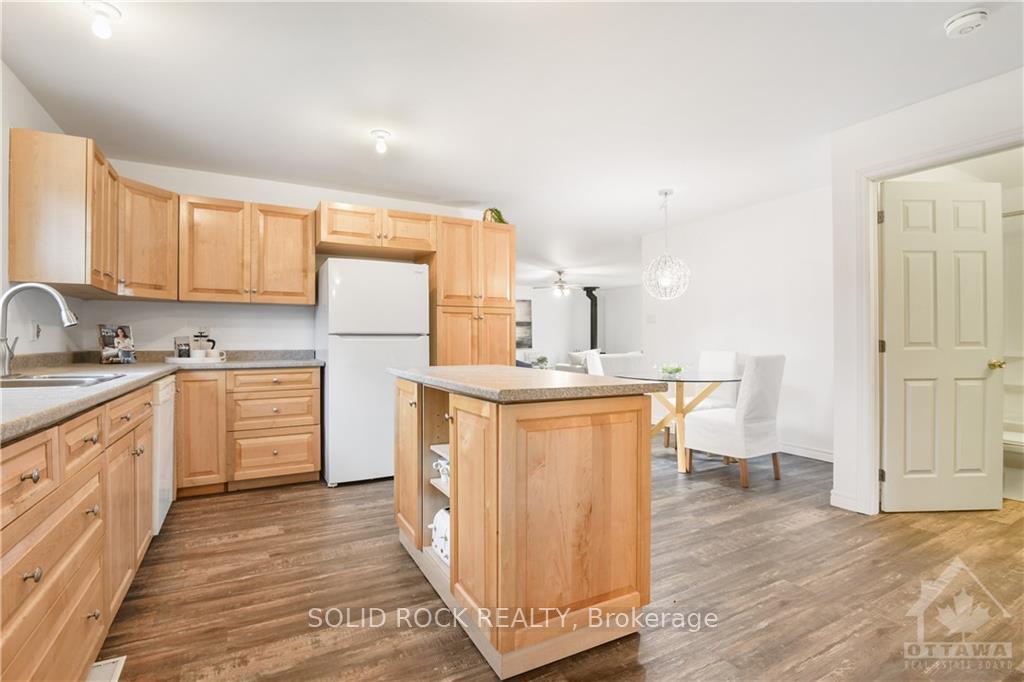Photo 6 of 4207 Limestone Road, Ottawa, Fitzroy — HOMEH