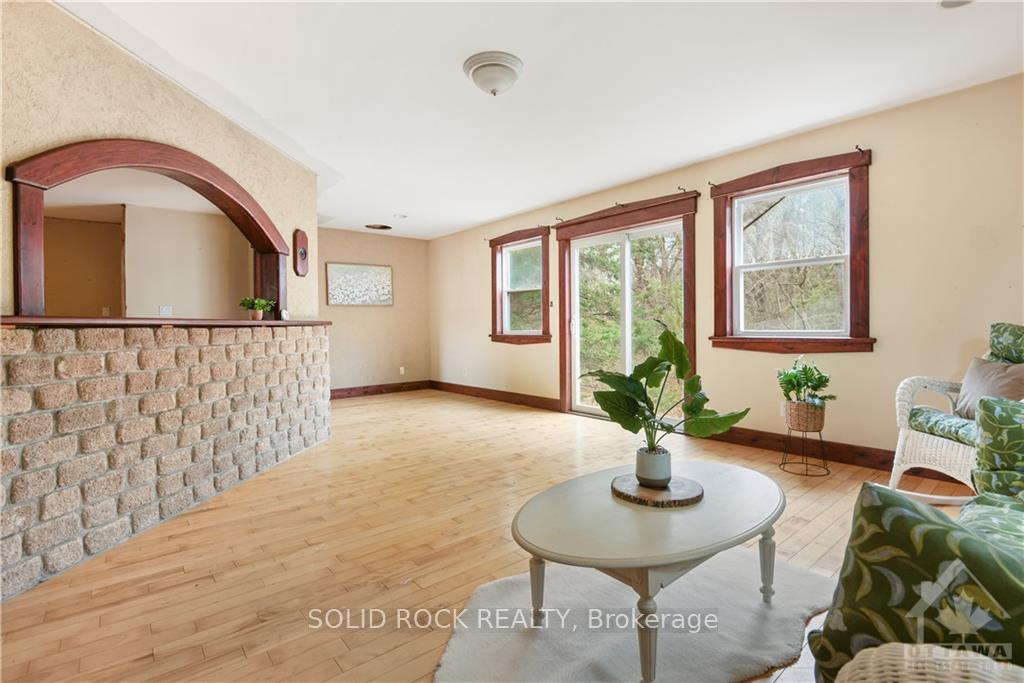 Photo 12 of 4207 Limestone Road, Ottawa, Fitzroy — HOMEH