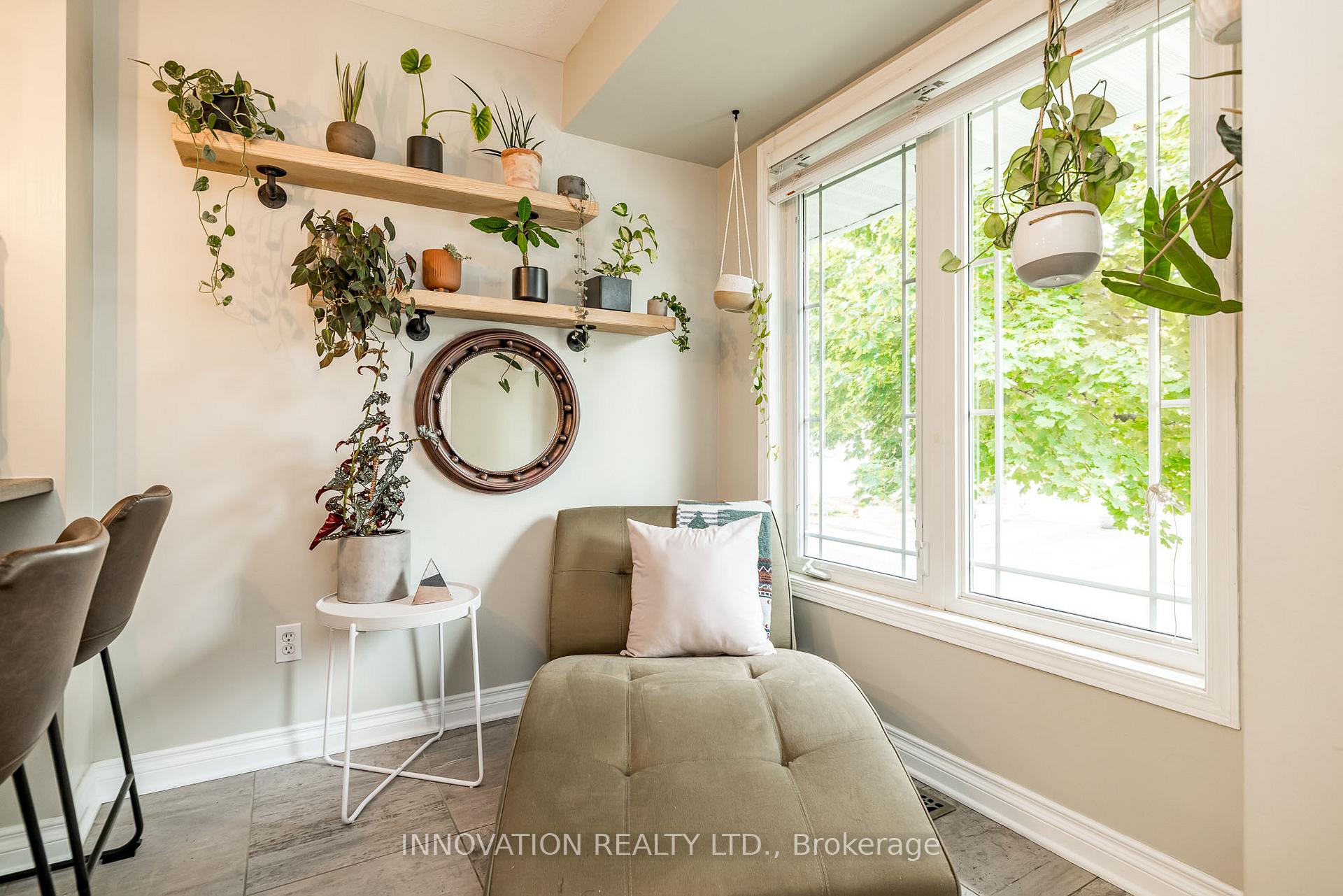 Photo 6 of 452 Hillsboro Private, Ottawa, Kanata - Emerald Meadows/Trailwest — HOMEH