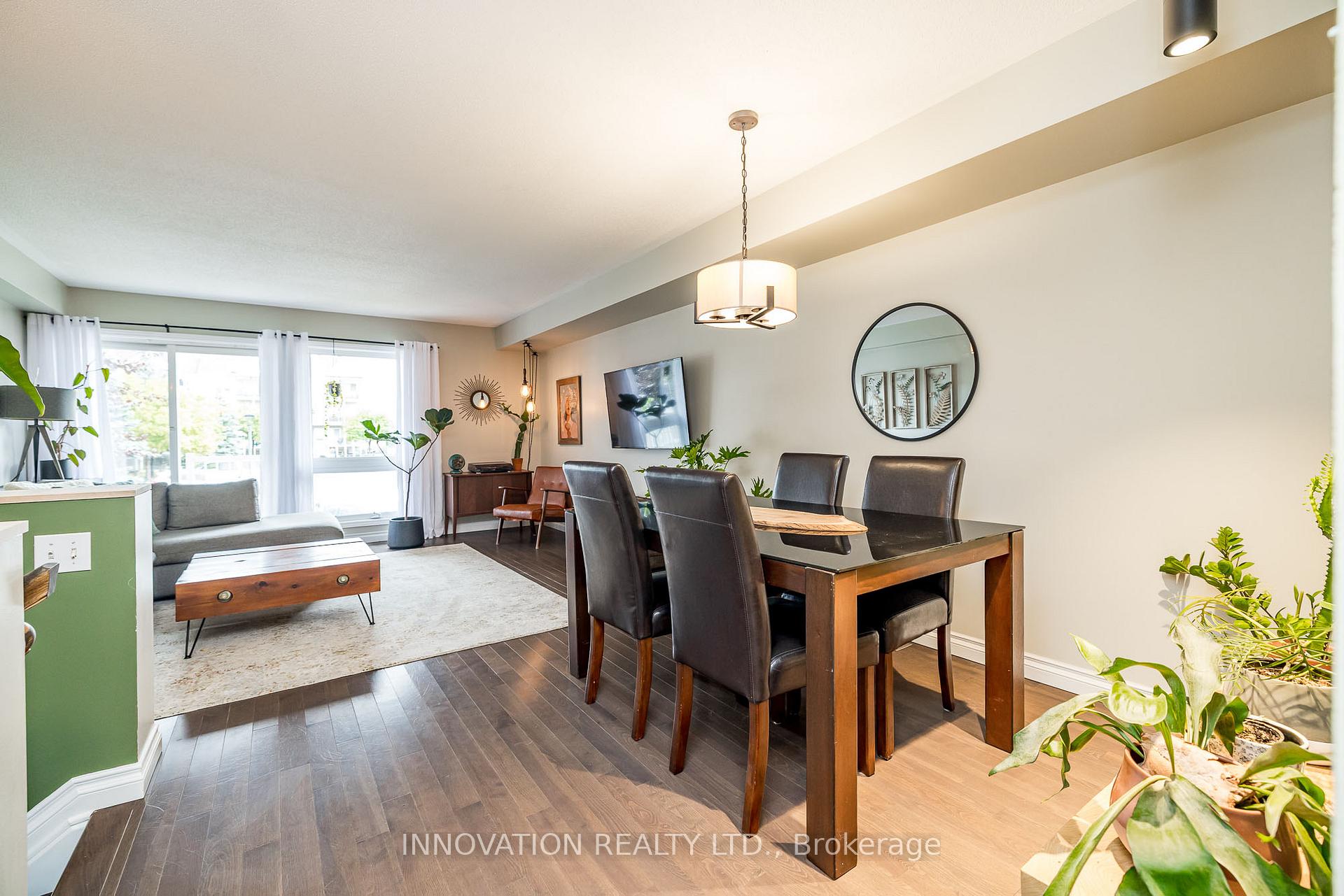 Photo 11 of 452 Hillsboro Private, Ottawa, Kanata - Emerald Meadows/Trailwest — HOMEH