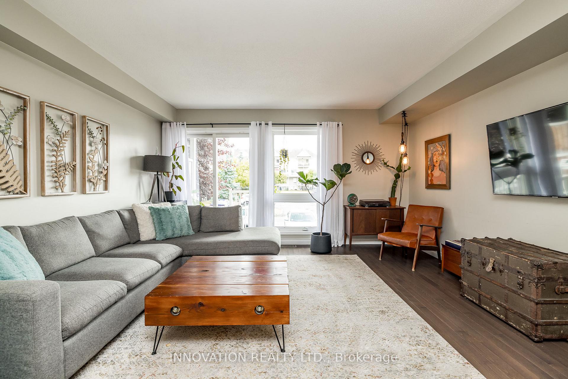 Photo 14 of 452 Hillsboro Private, Ottawa, Kanata - Emerald Meadows/Trailwest — HOMEH