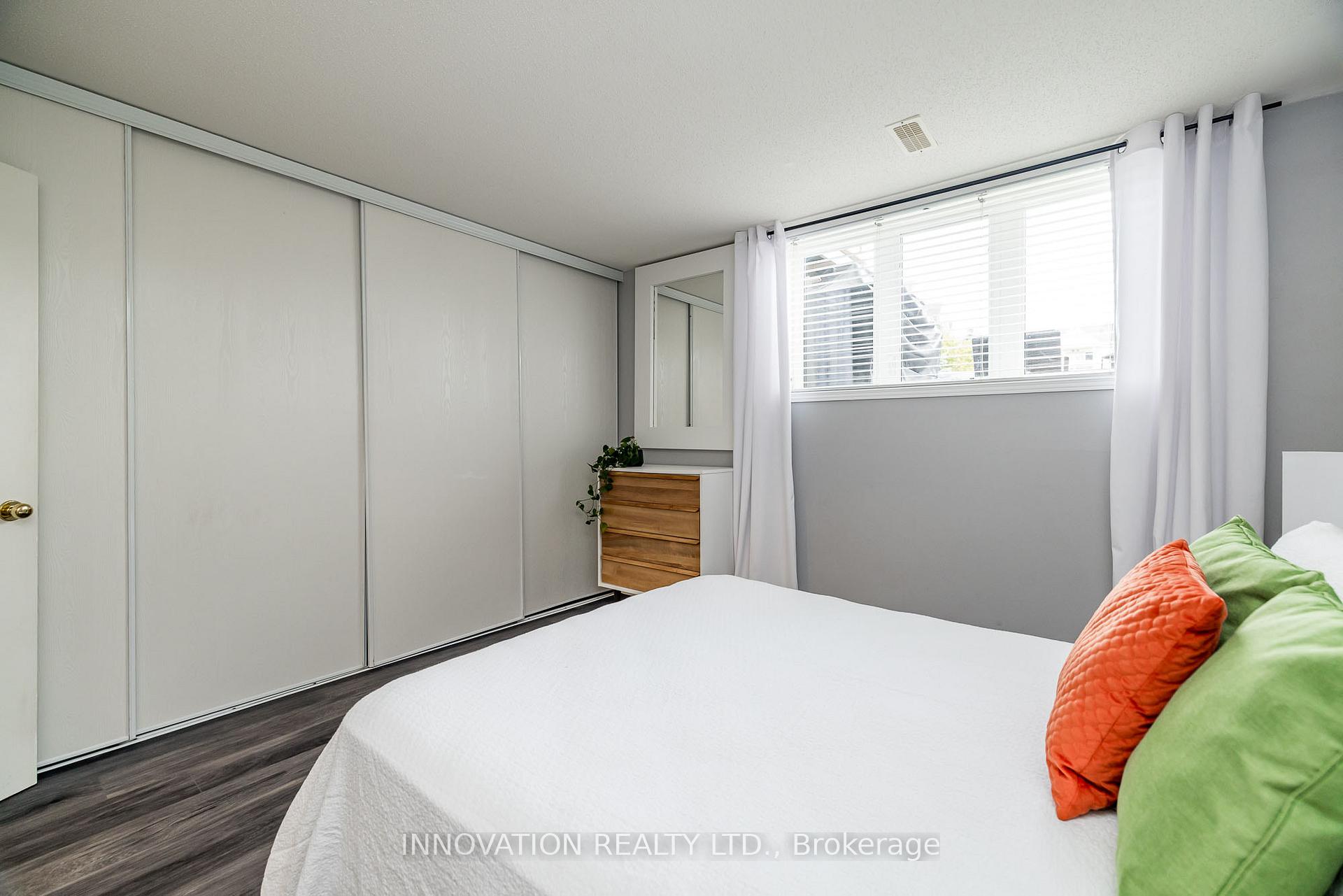 Photo 20 of 452 Hillsboro Private, Ottawa, Kanata - Emerald Meadows/Trailwest — HOMEH